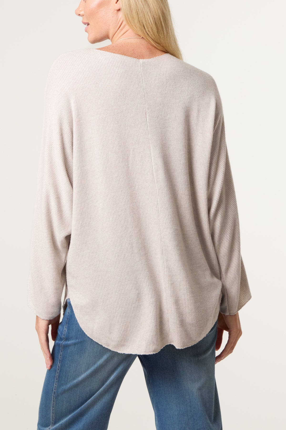 Necklace Batwing Texture Fine Knit