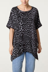 Short Sleeve Animal Sweat Top