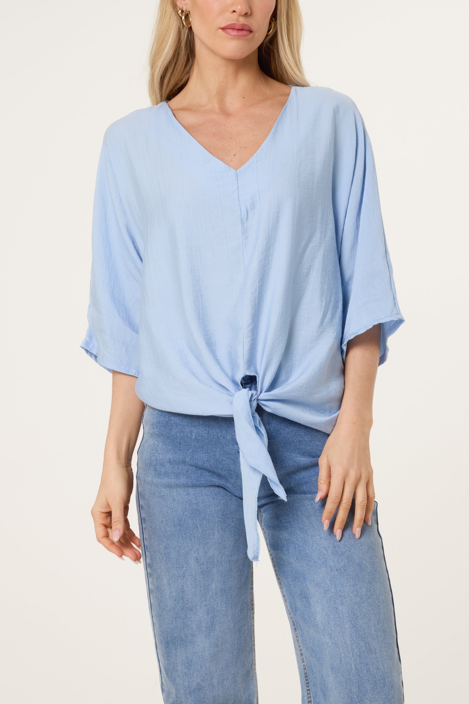 Crinkle Fabric V-Neck Front Knot Top