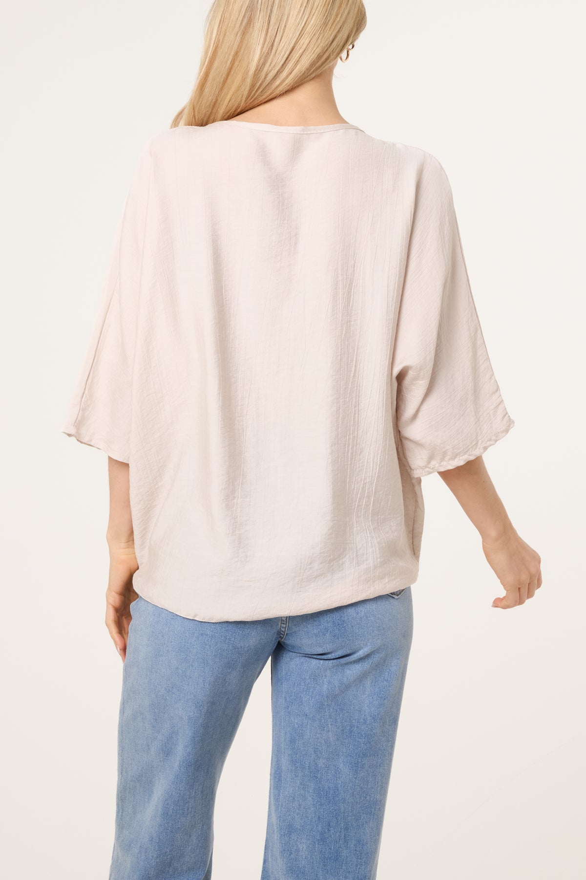 Crinkle Fabric V-Neck Front Knot Top
