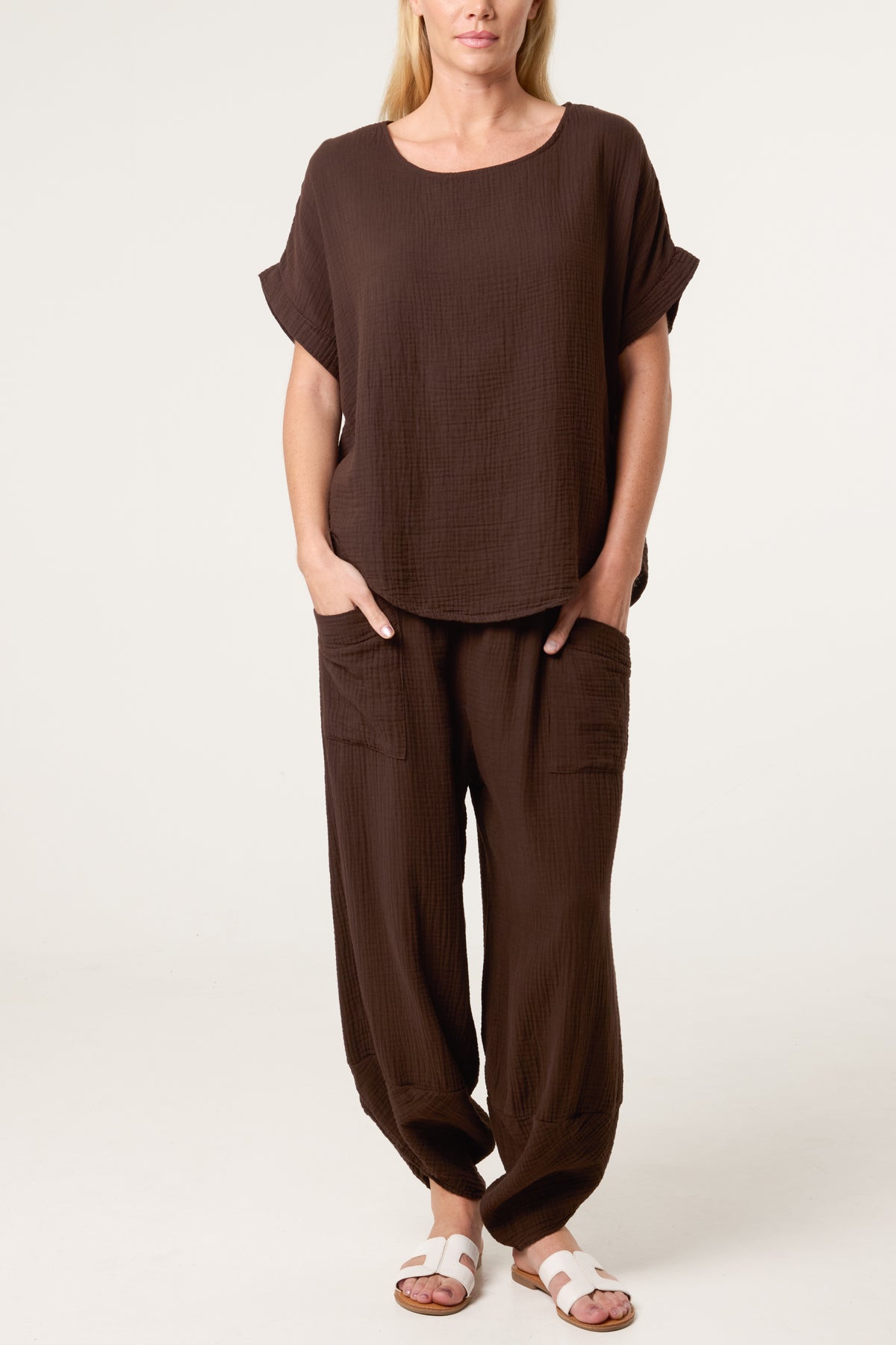 Cheesecloth Top & Barrel Leg Trousers