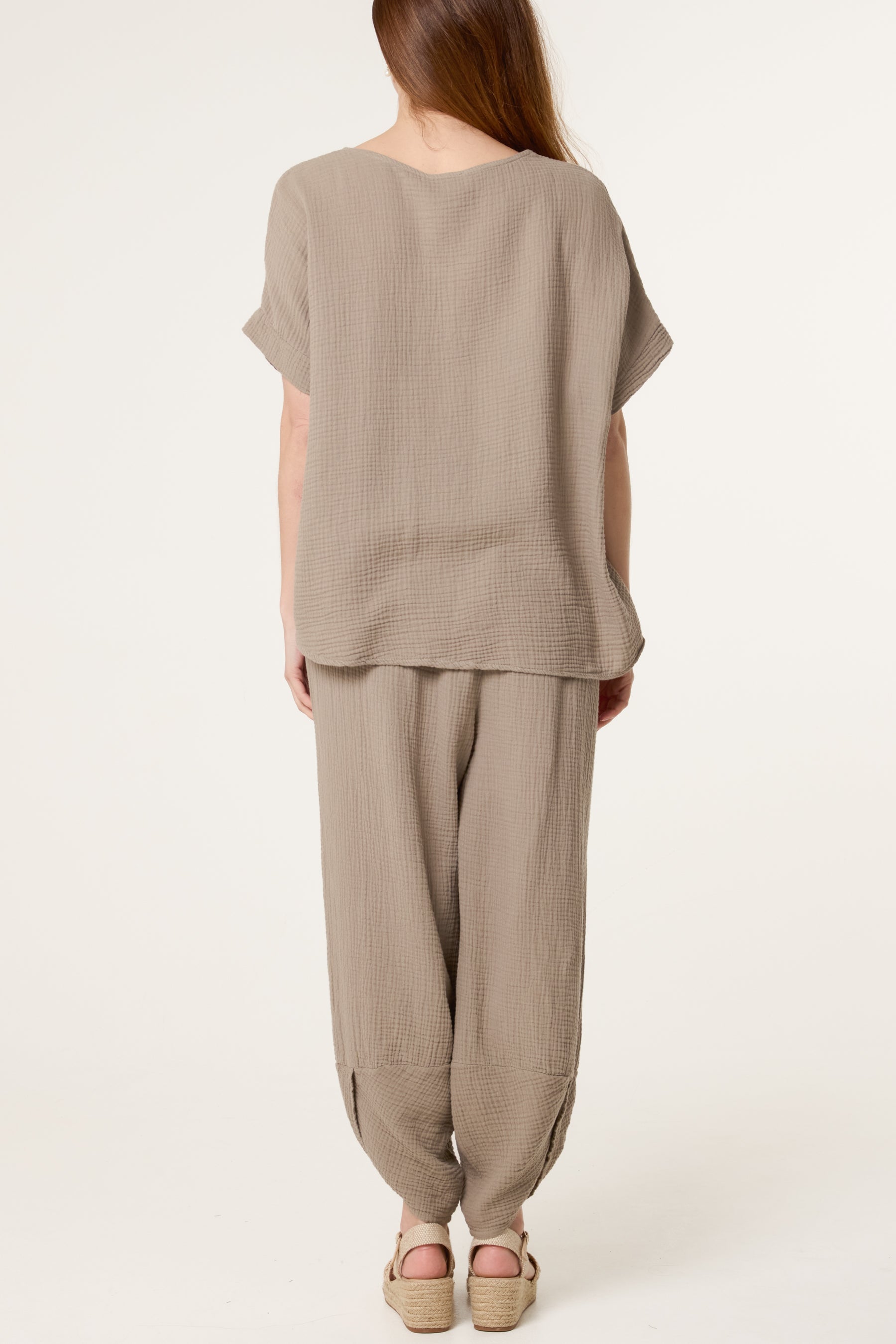 Cheesecloth Top & Barrel Leg Trousers