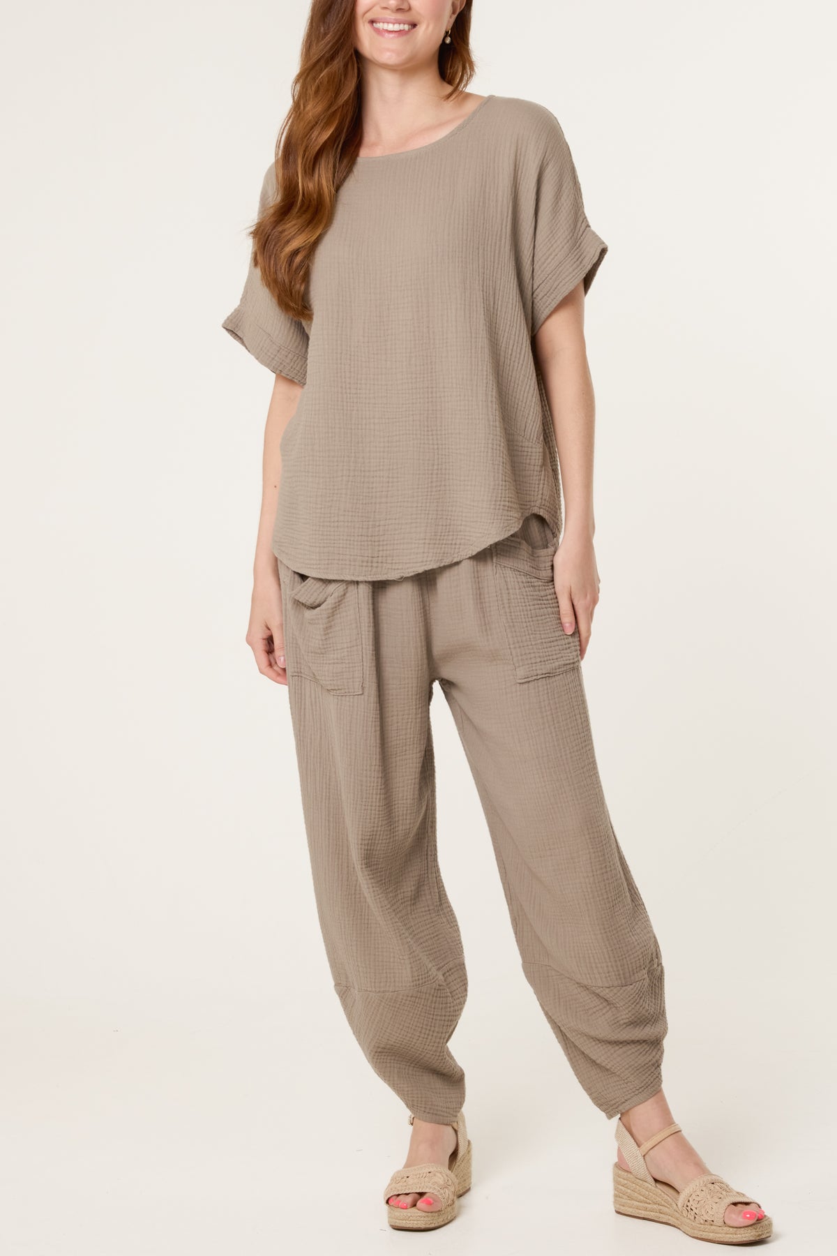 Cheesecloth Top & Barrel Leg Trousers