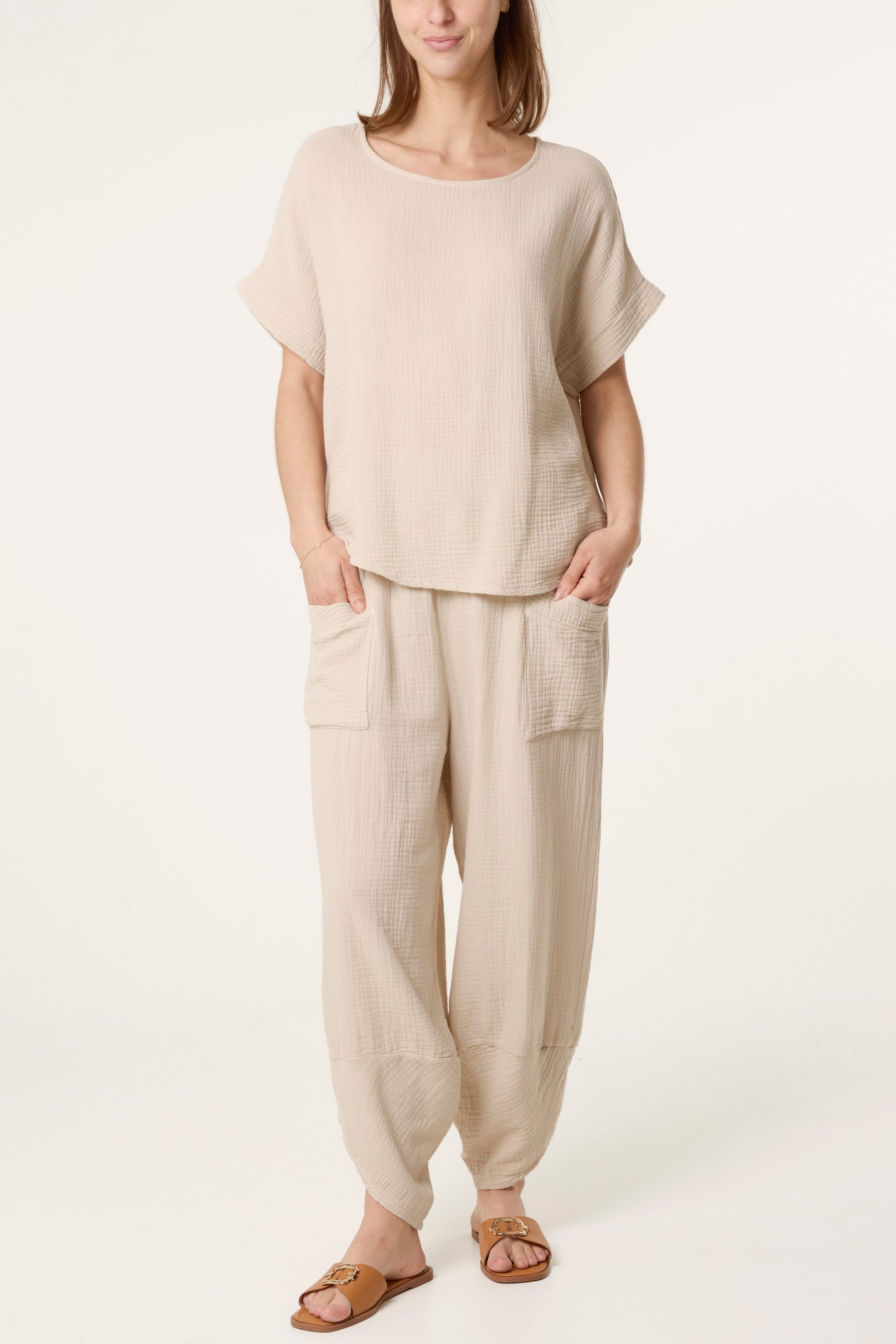 Cheesecloth Top & Barrel Leg Trousers