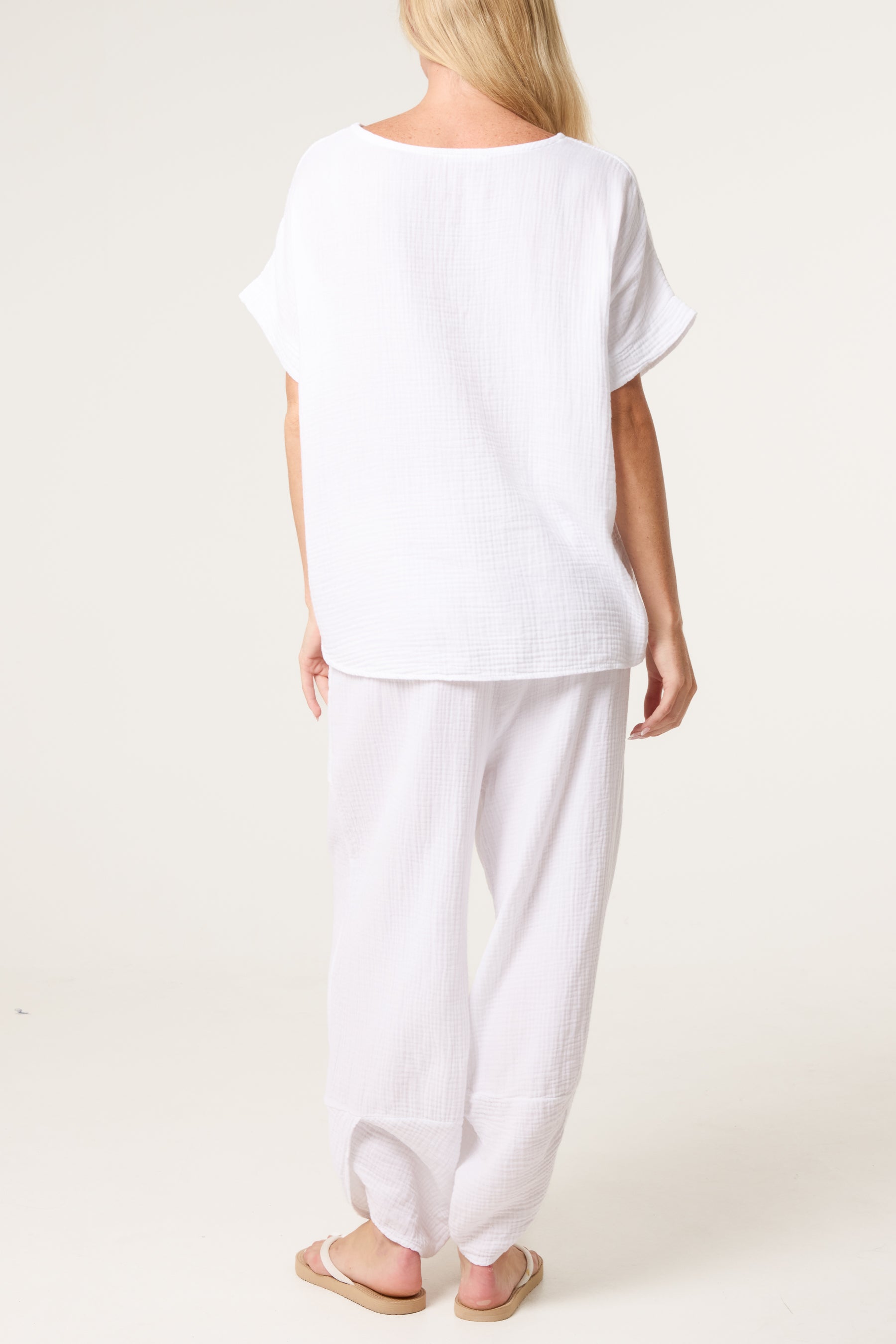 Cheesecloth Top & Barrel Leg Trousers