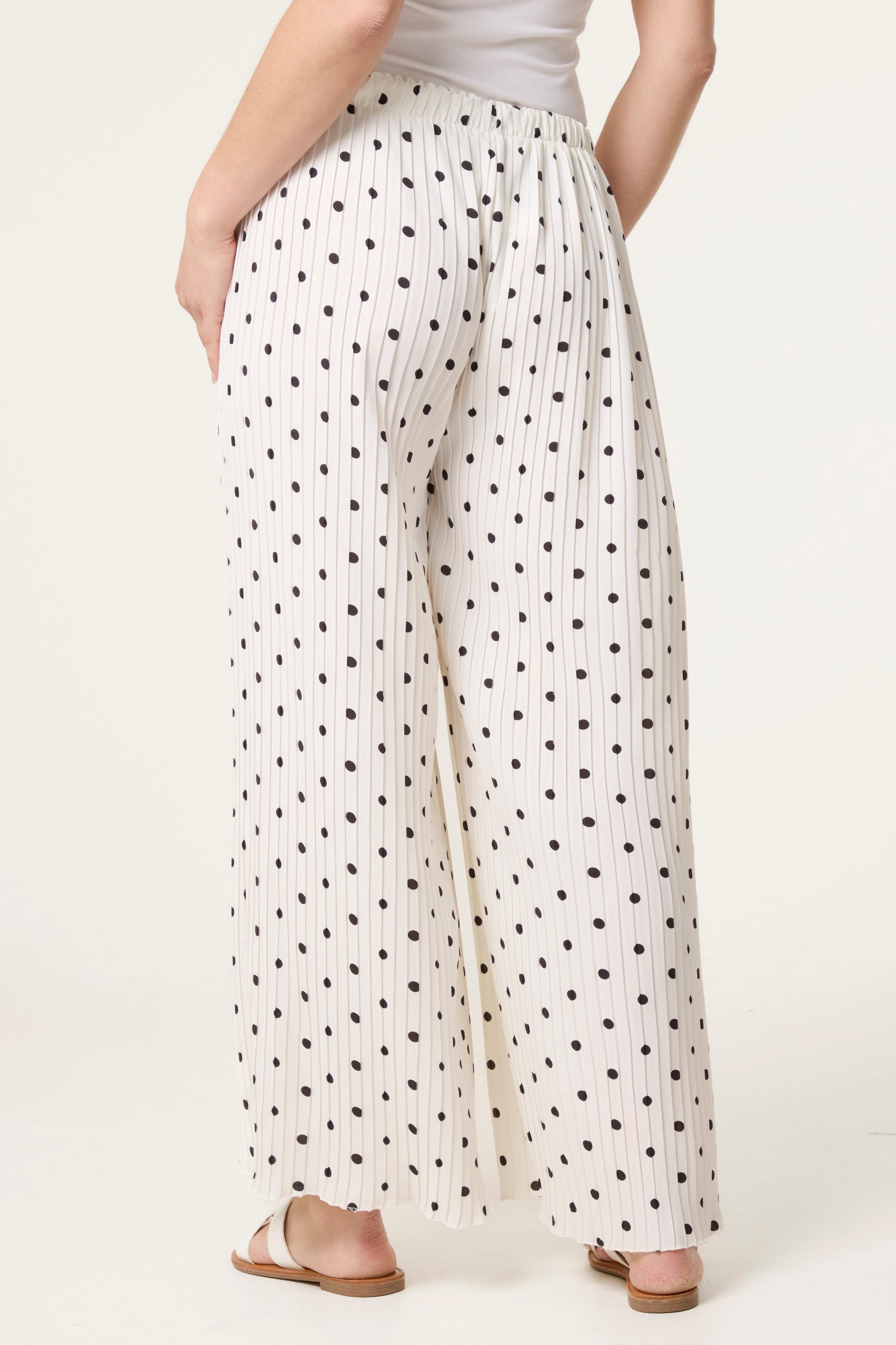Polka Dot Plisse Culotte Trousers