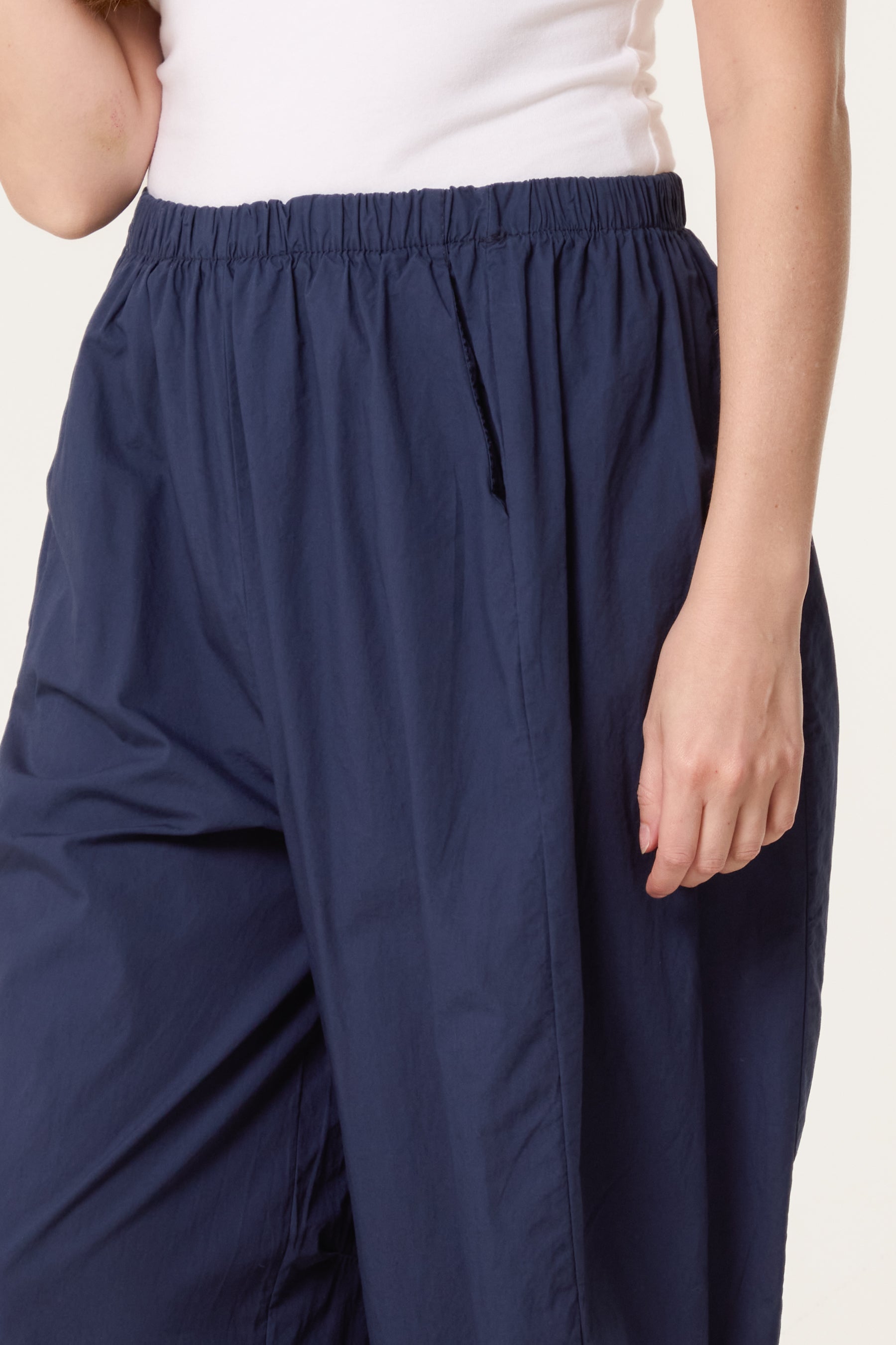 Elasticated Wide Leg 3/4 Length Trousers