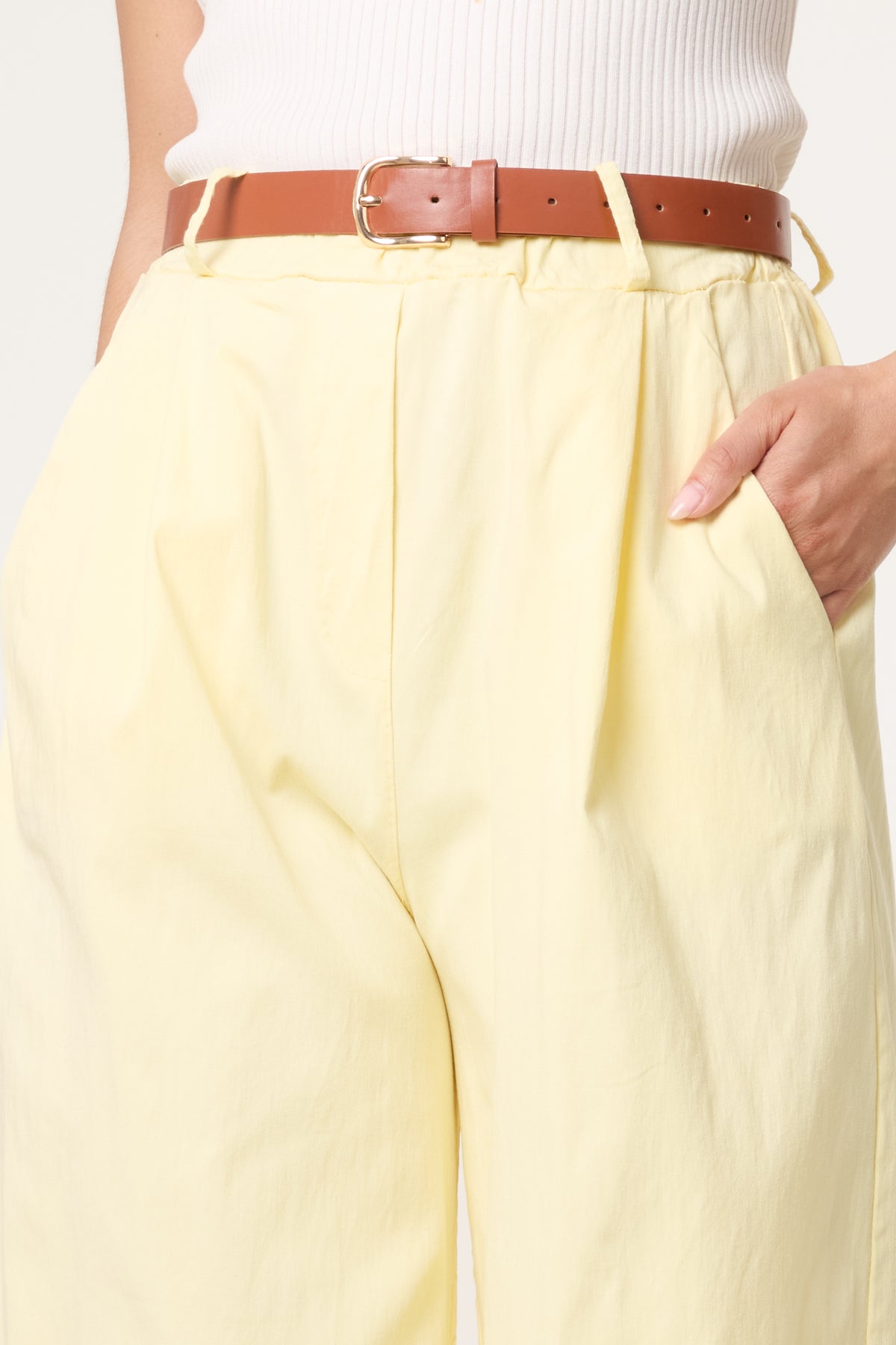 Belted Begaline Bermuda Trousers