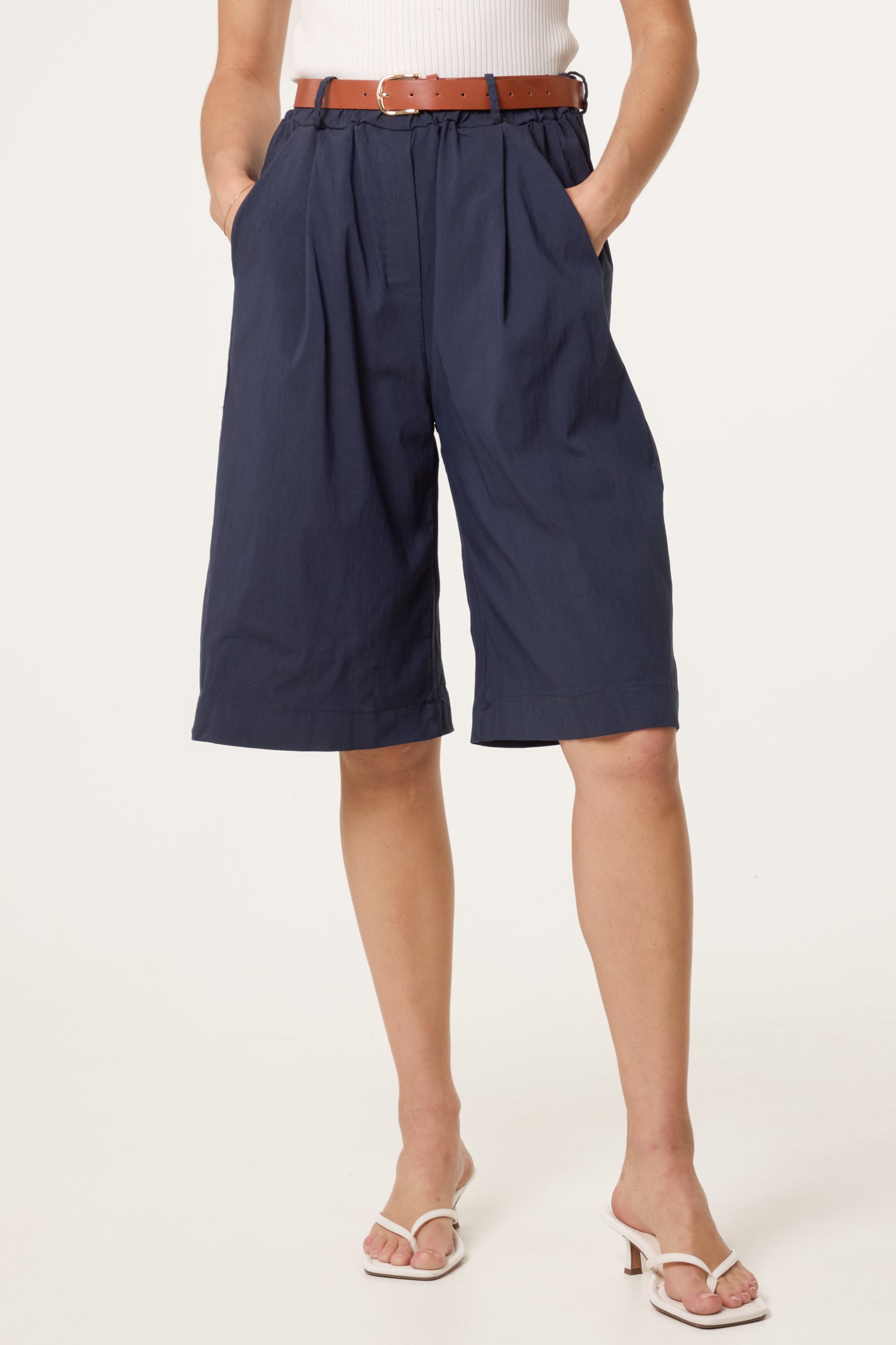 Belted Begaline Bermuda Trousers