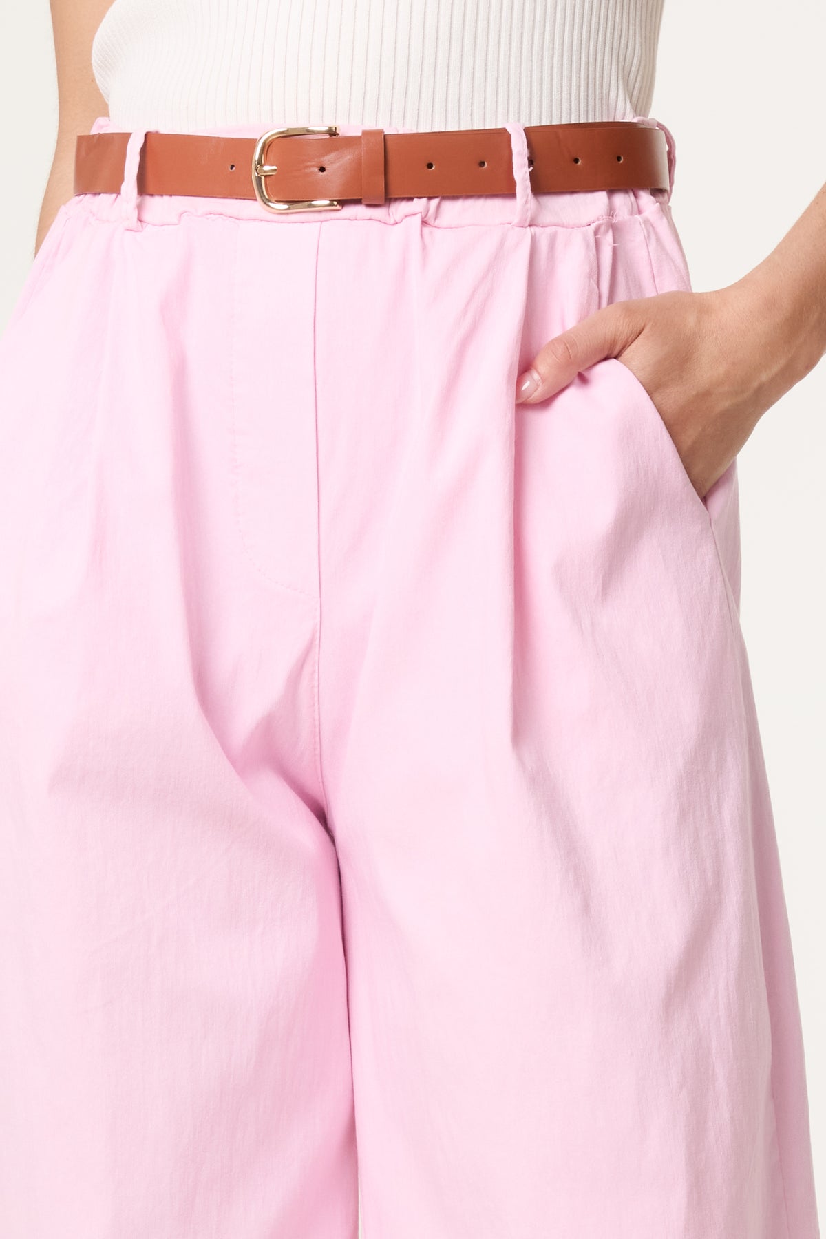 Belted Begaline Bermuda Trousers