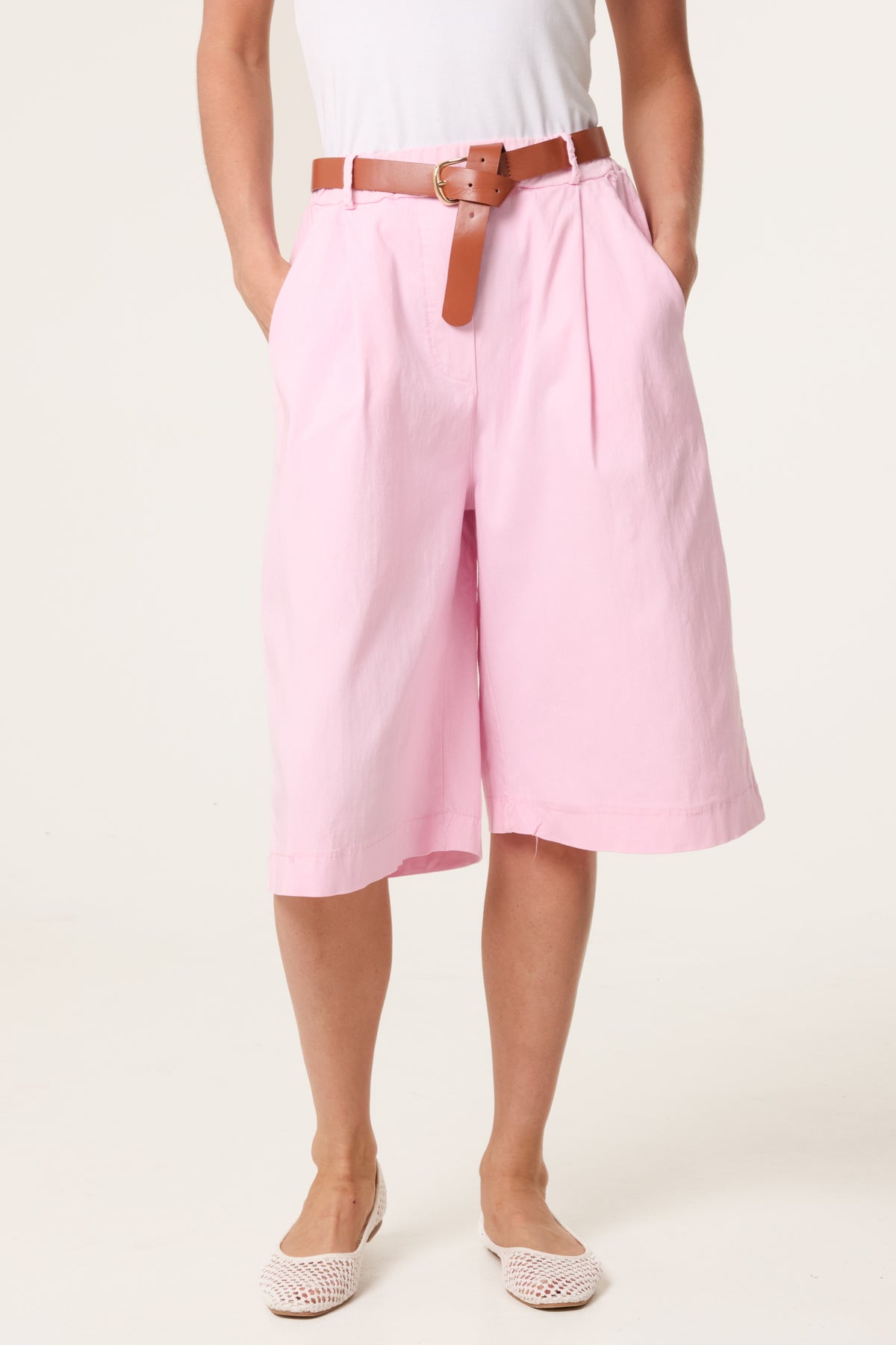 Belted Begaline Bermuda Trousers