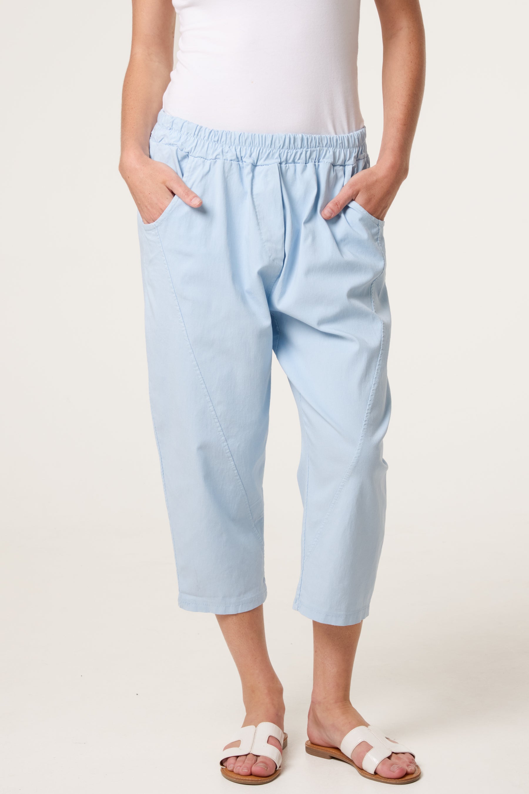 Magic Plain Stretch Capri Trousers