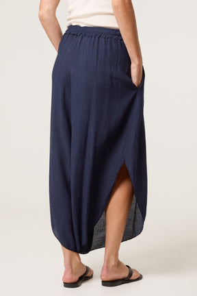 Wide Leg Crinkle Trouser
