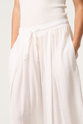 Wide Leg Crinkle Trouser