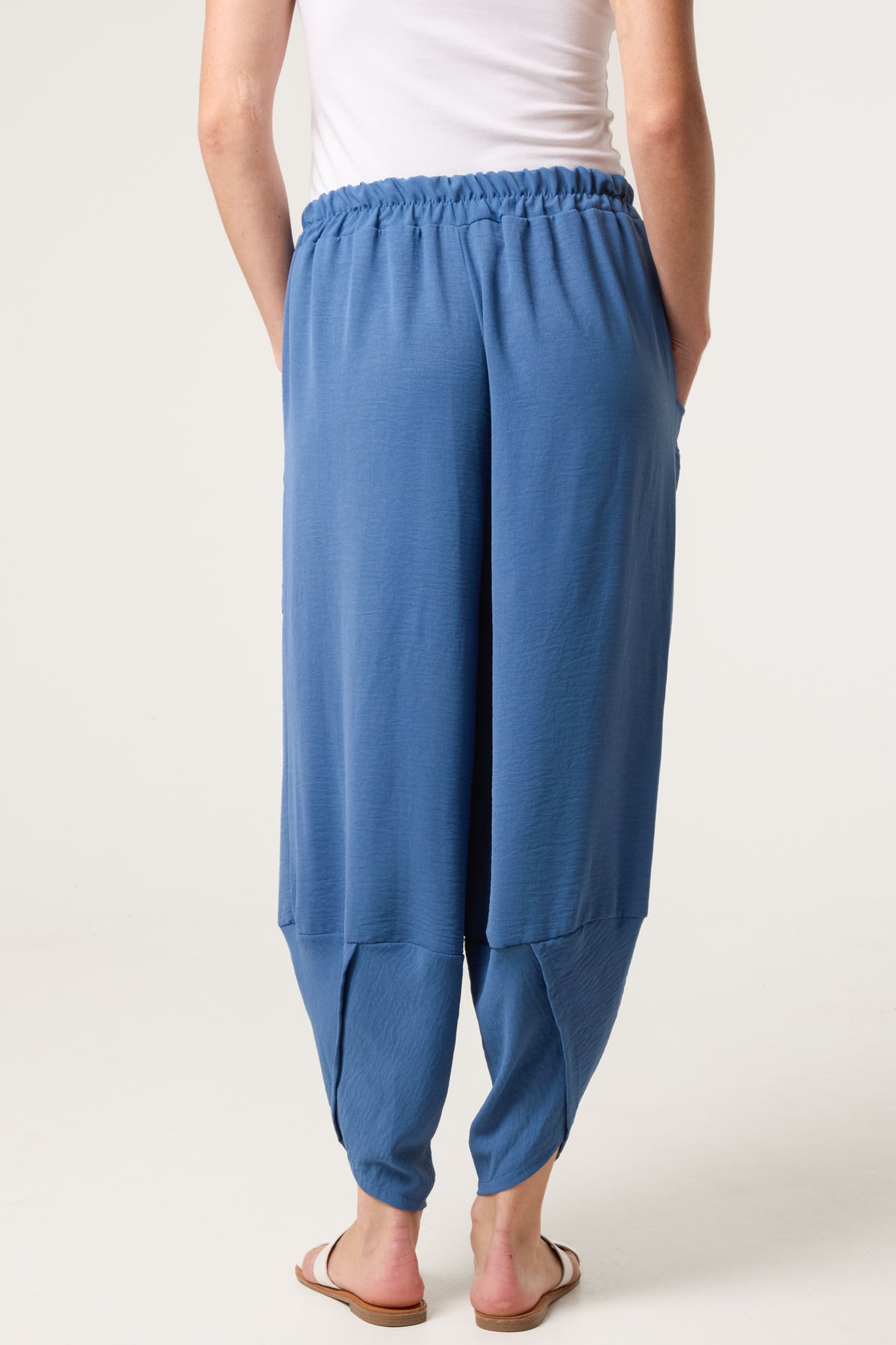 Light Weight Front Pocket Harem Trousers