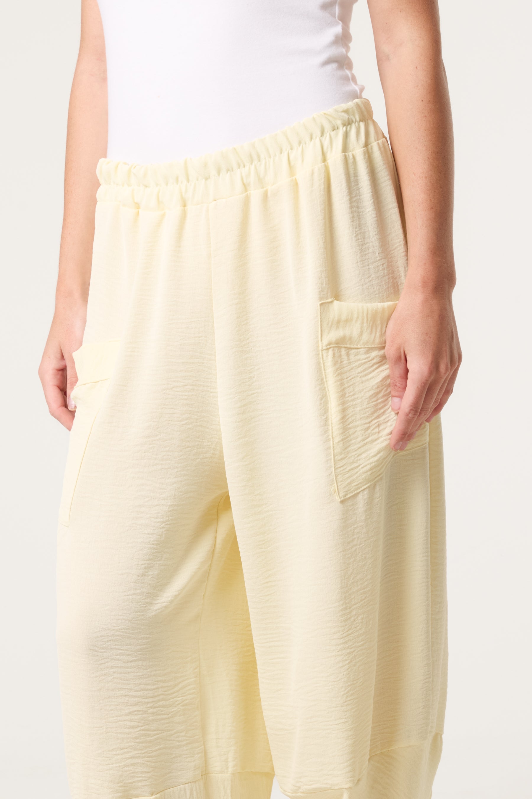 Light Weight Front Pocket Harem Trousers