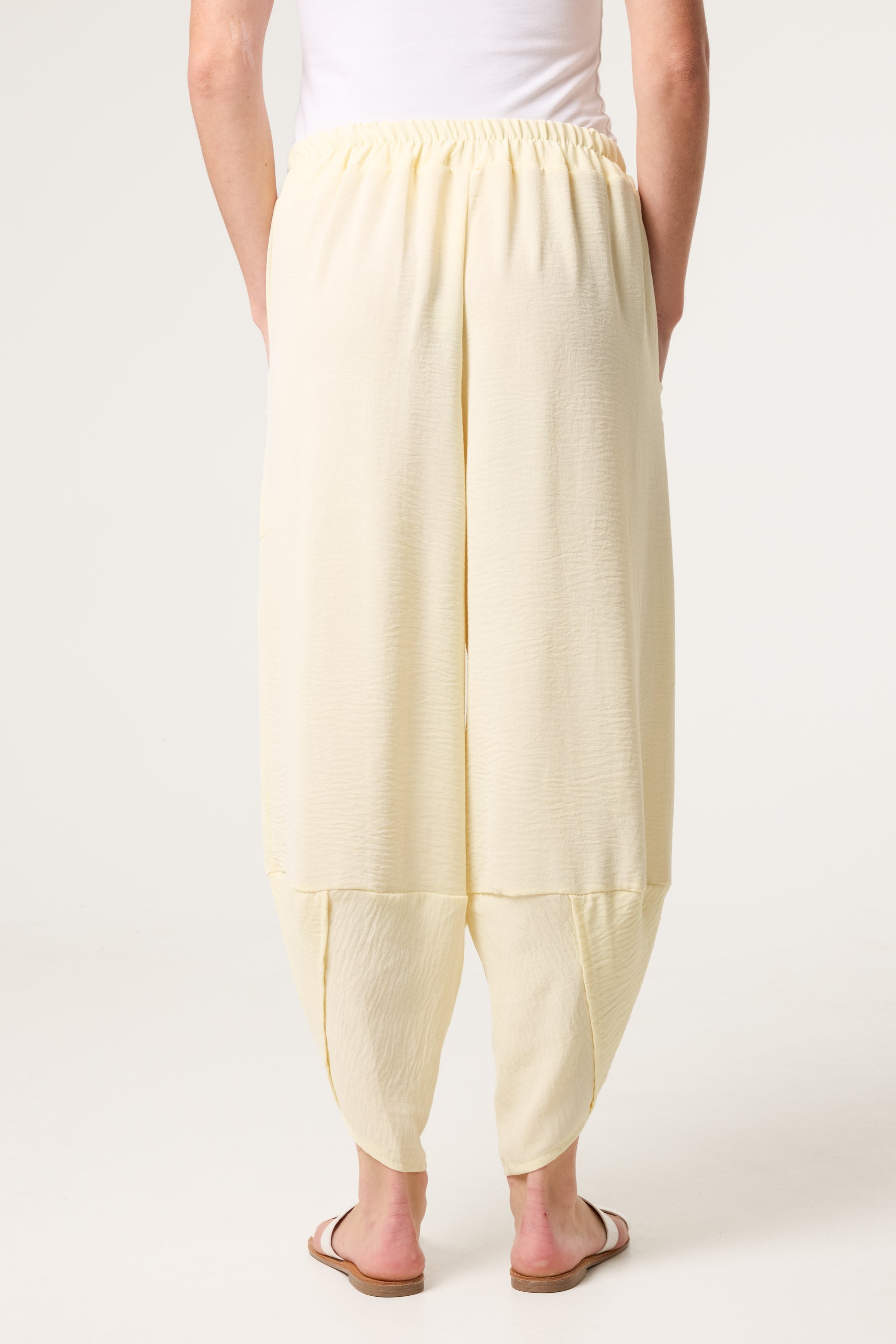 Light Weight Front Pocket Harem Trousers