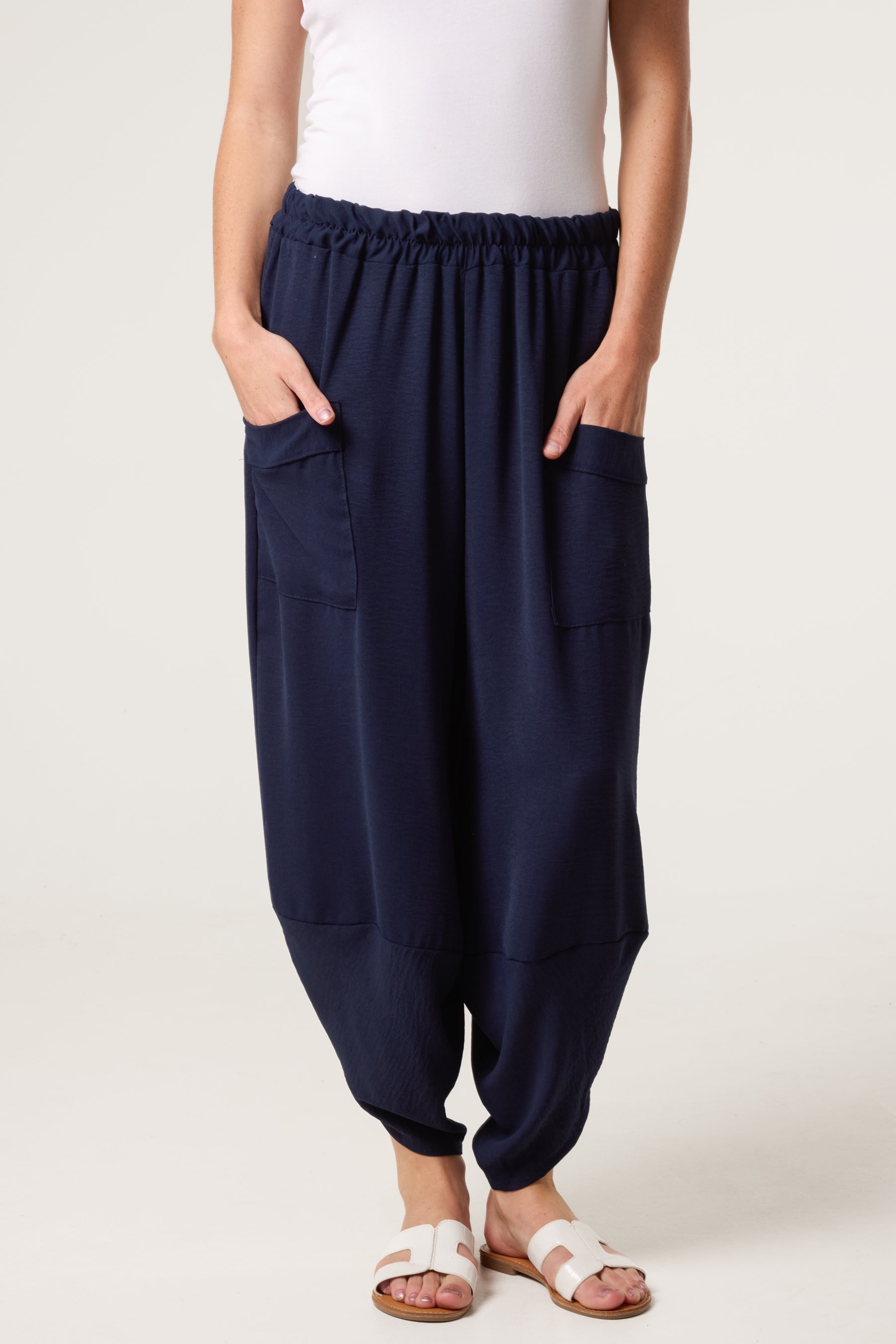 Light Weight Front Pocket Harem Trousers