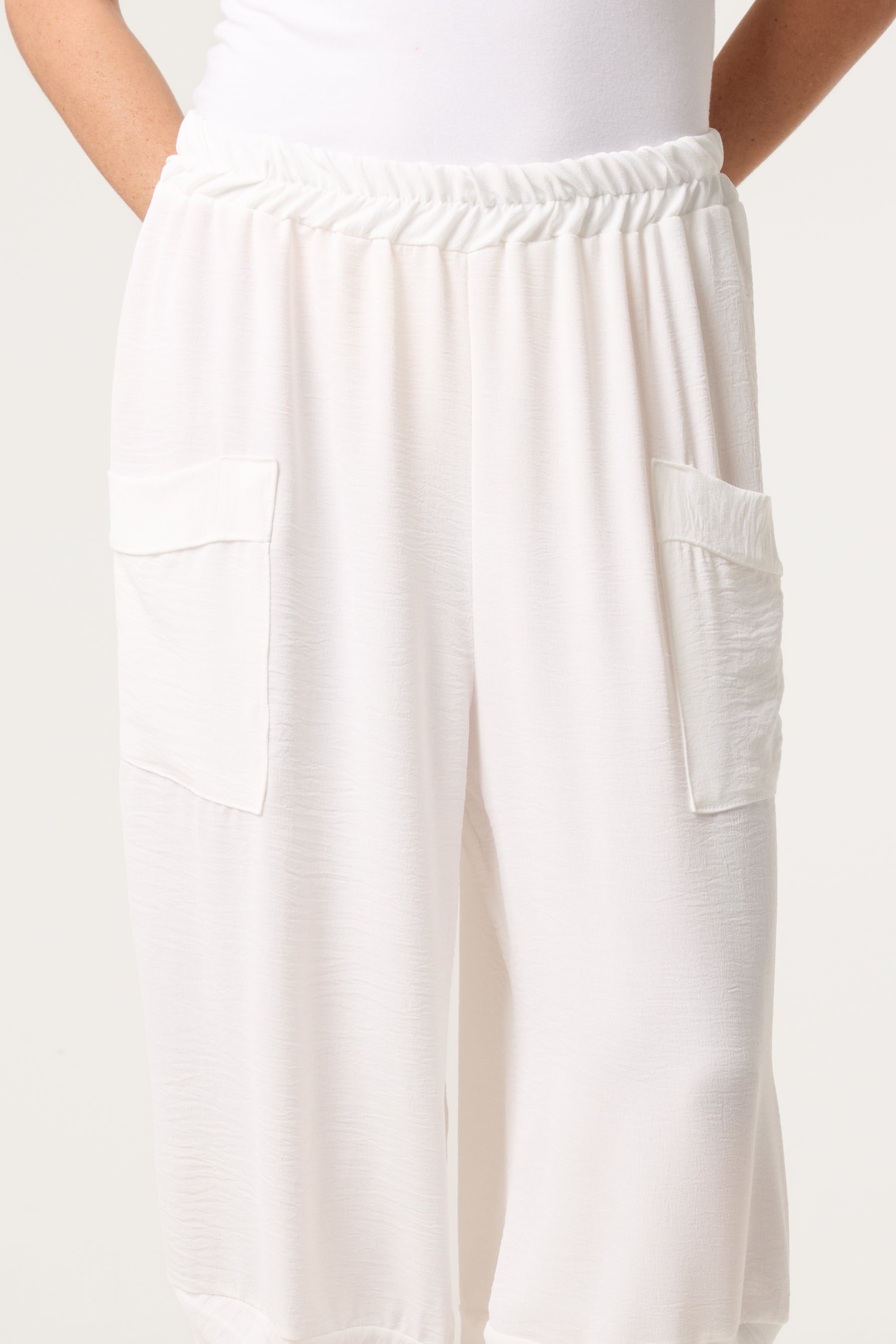 Light Weight Front Pocket Harem Trousers