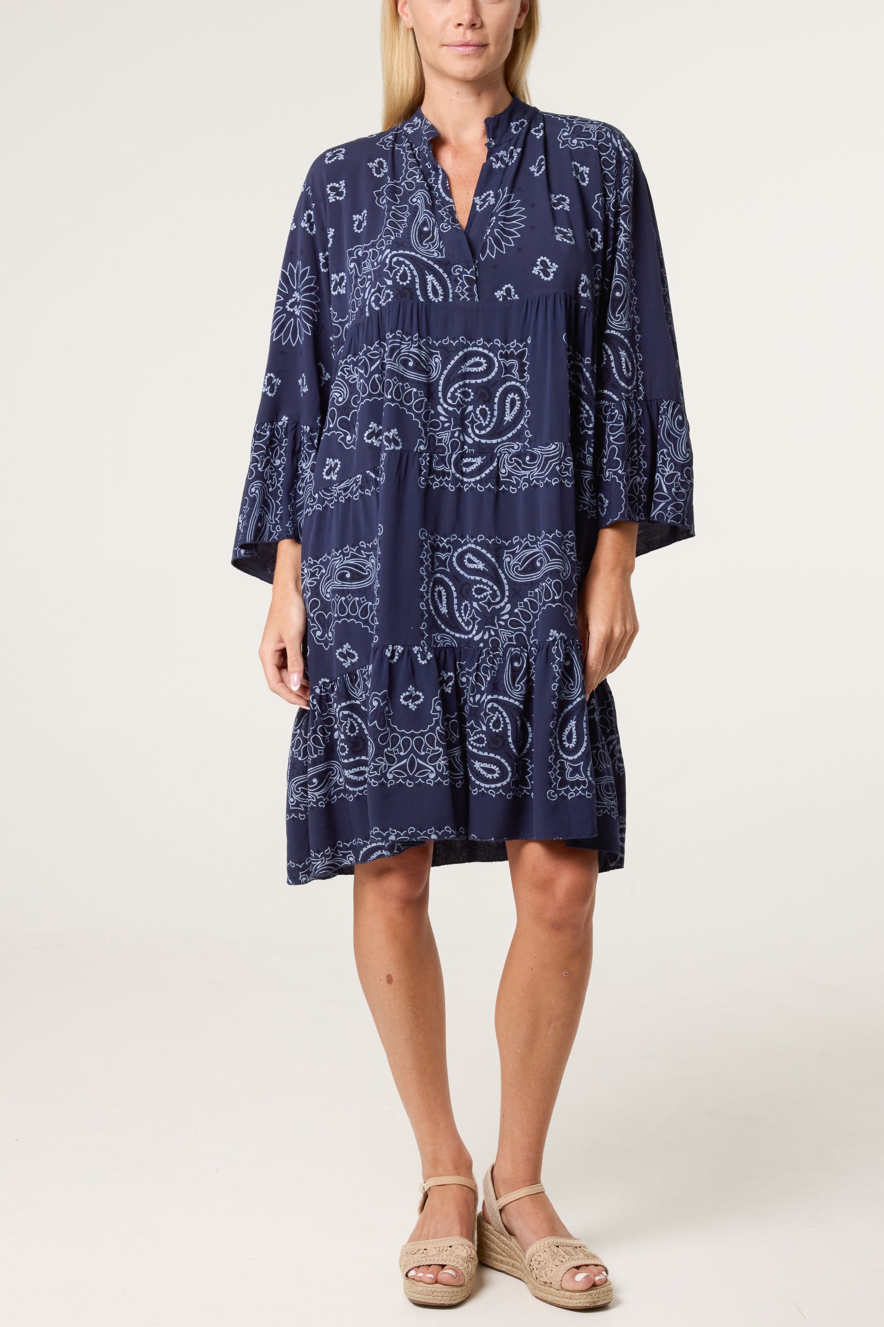 Bandana V-Neck Long Sleeve Smock Dress