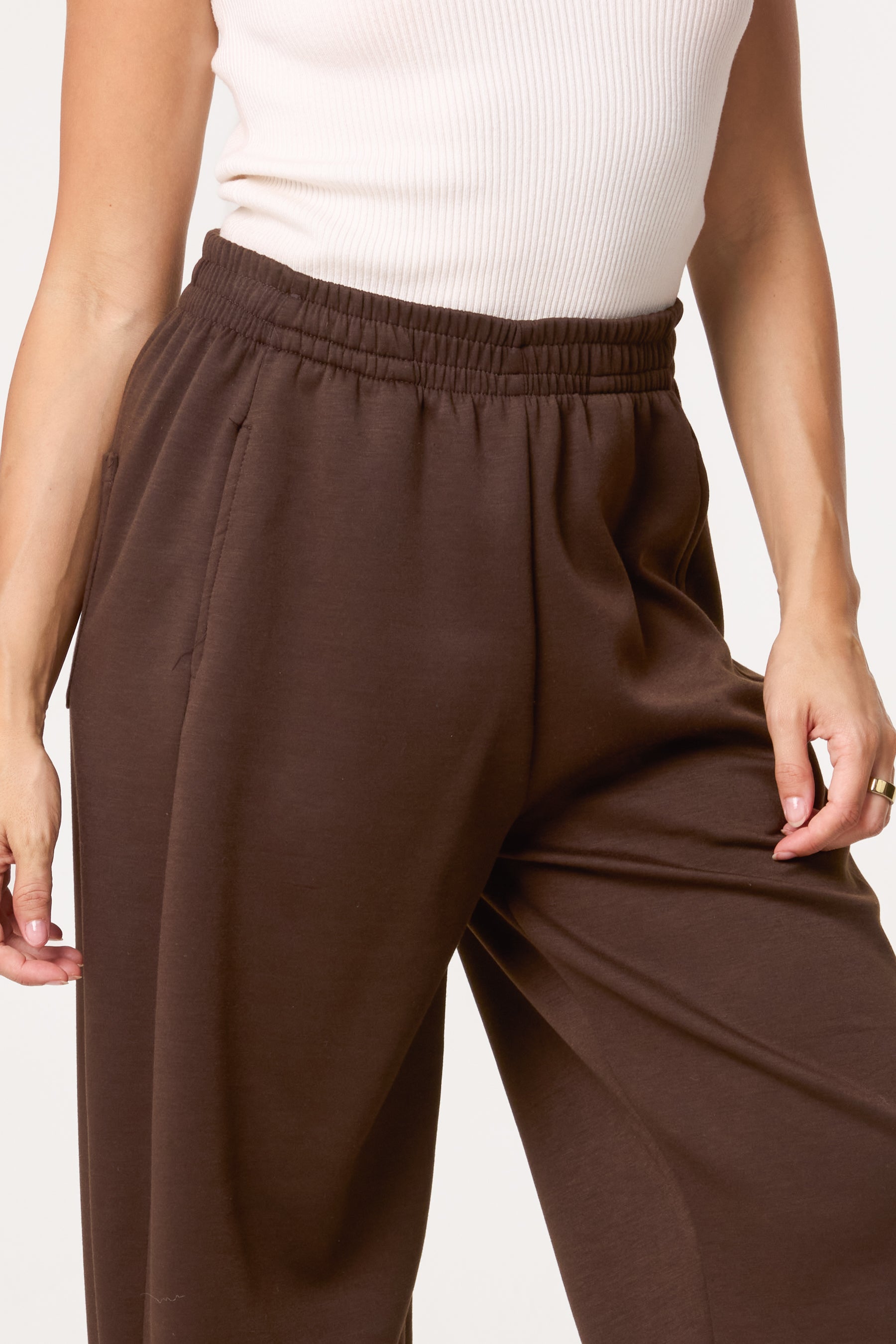 Essential Trousers With Pockets