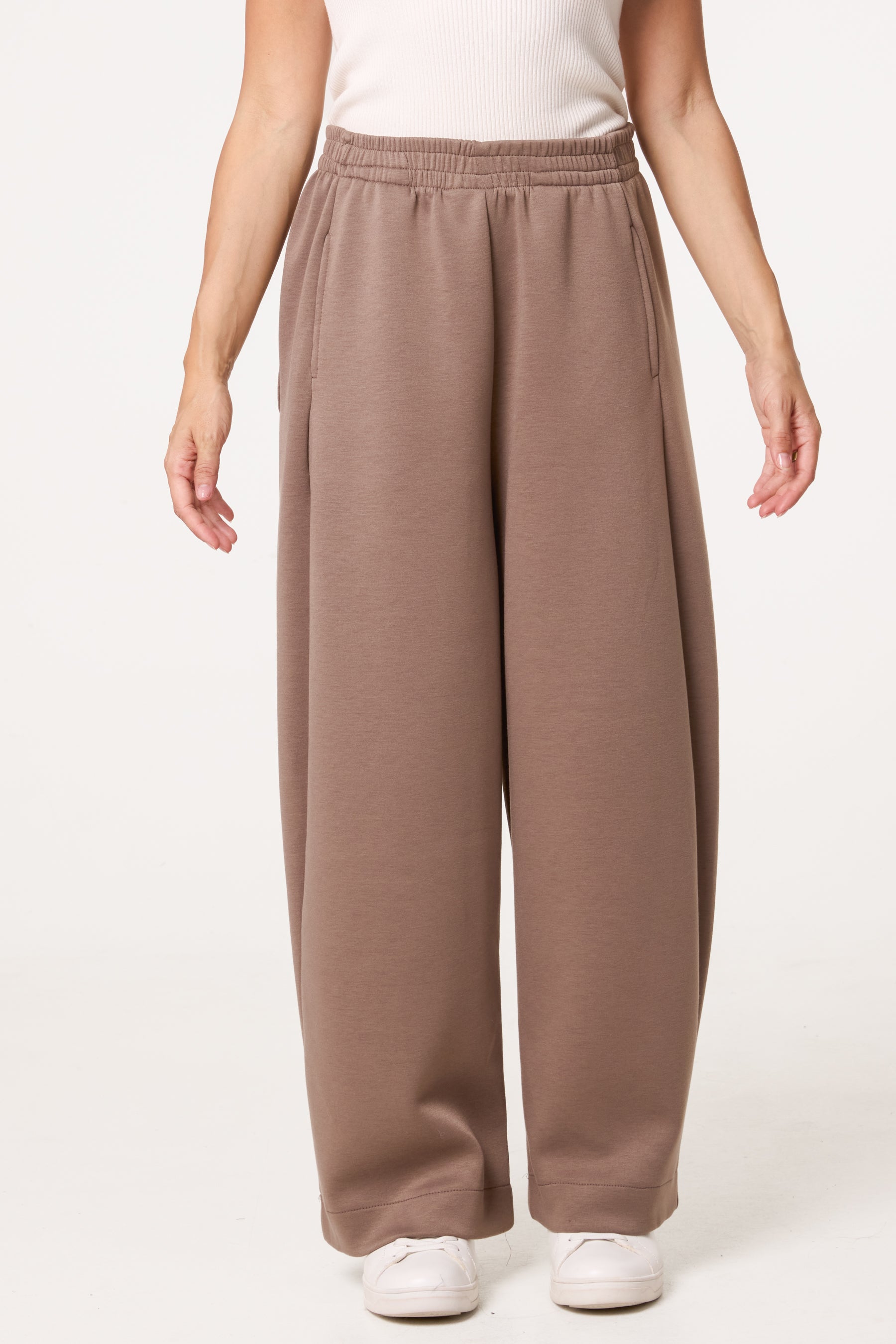 Essential Trousers With Pockets