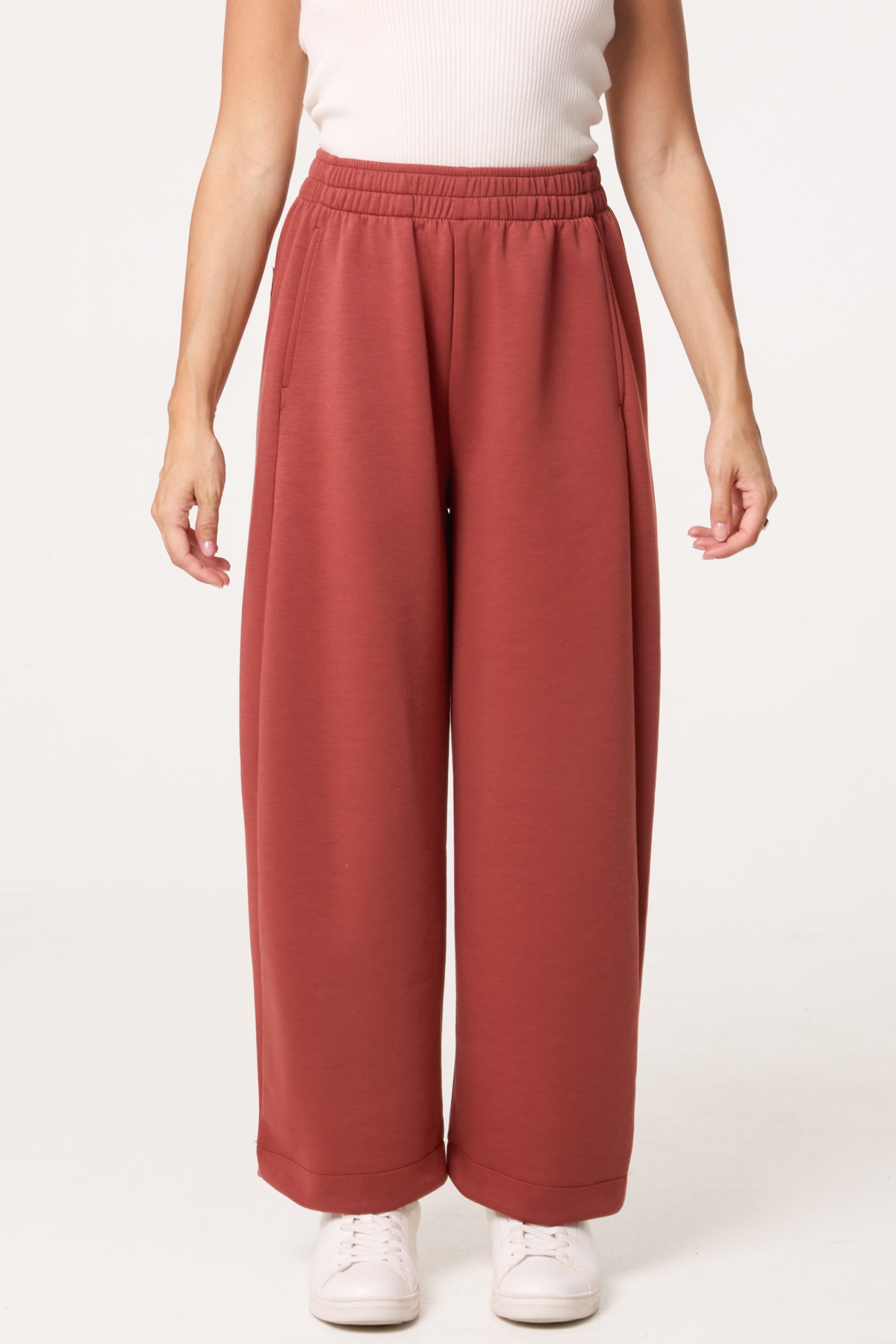 Essential Trousers With Pockets
