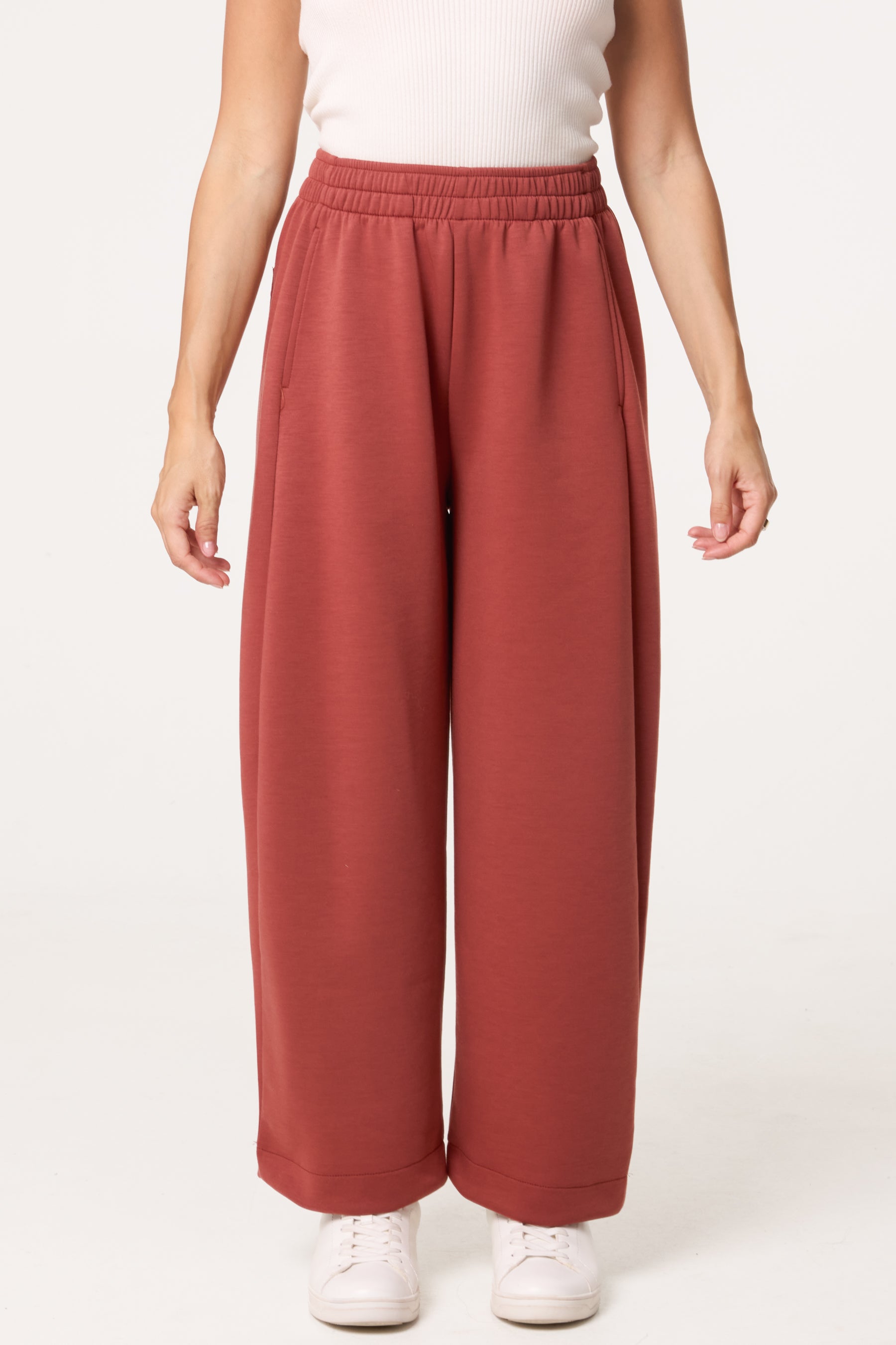 Essential Trousers With Pockets