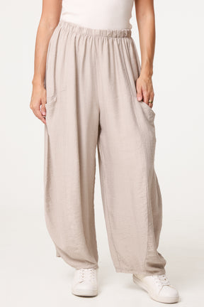 Wide-Leg Relaxed Trousers With Pockets