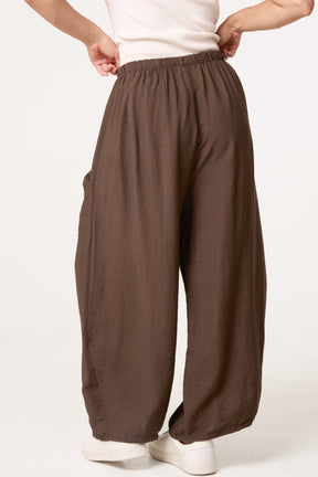 Wide-Leg Relaxed Trousers With Pockets