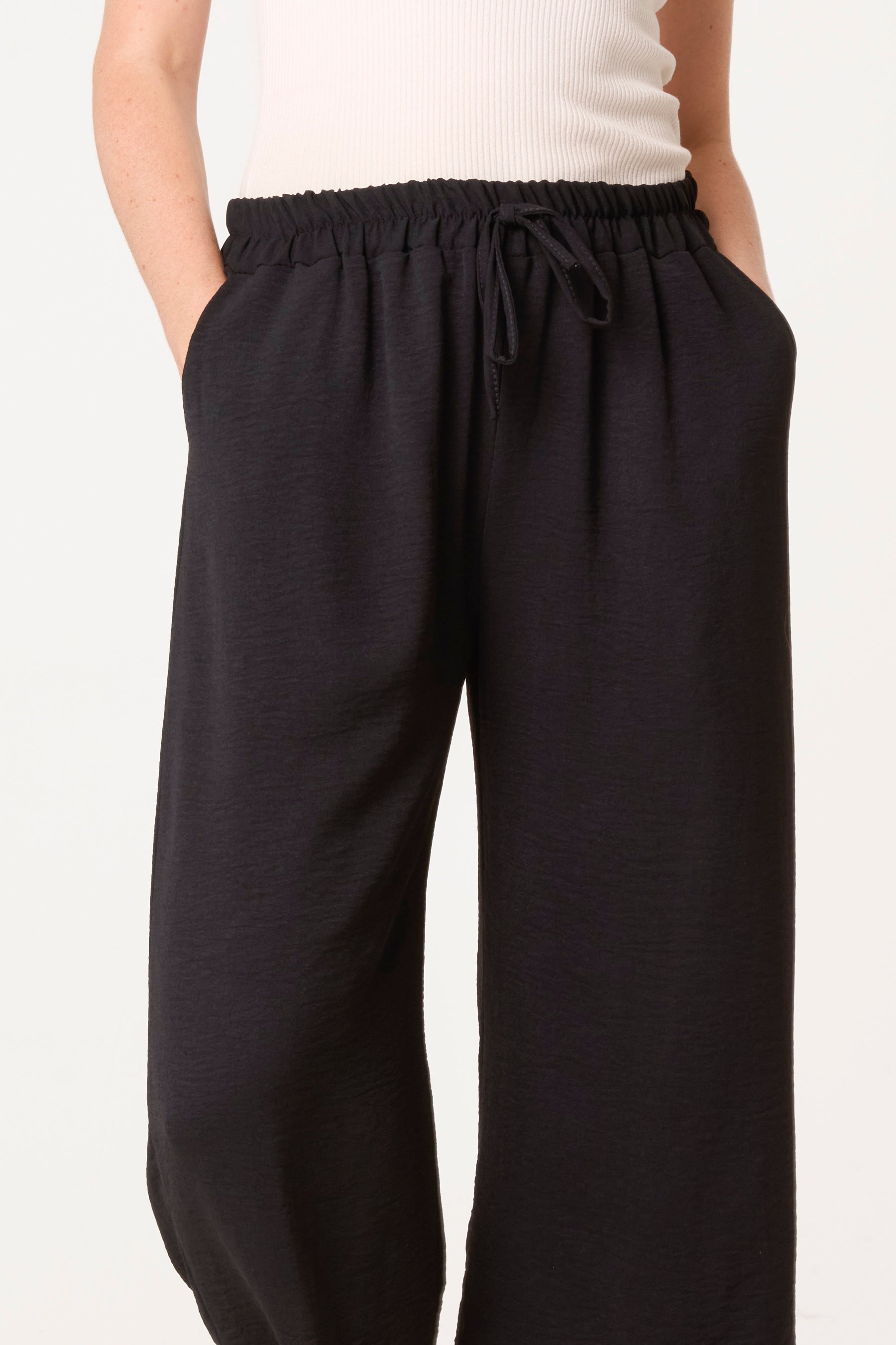 Essential Capri Wide Leg Trousers