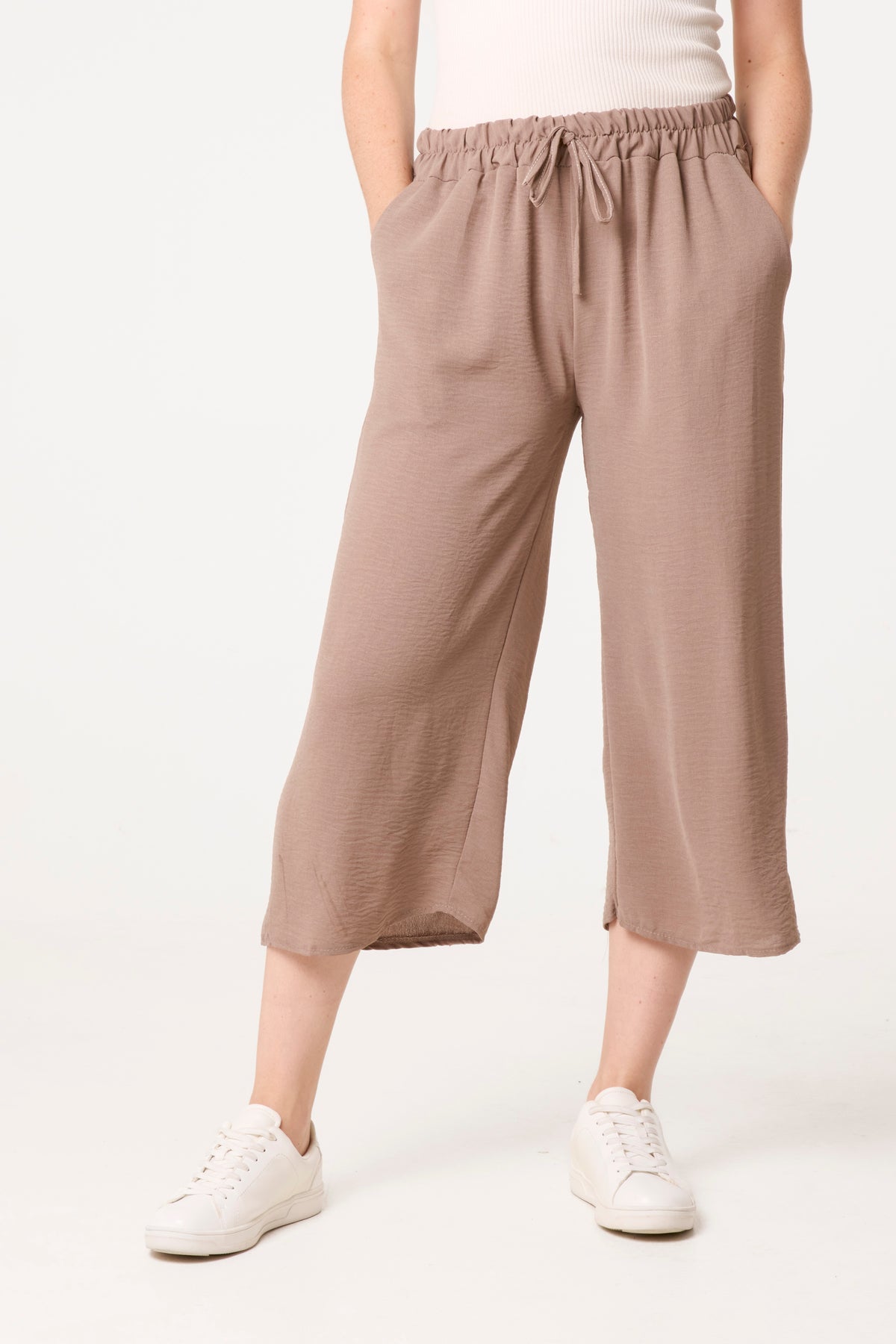 Essential Capri Wide Leg Trousers
