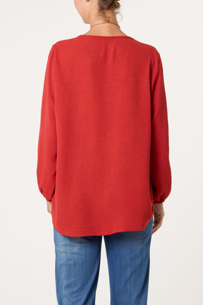 Scoop Neck Necklace Blouse
