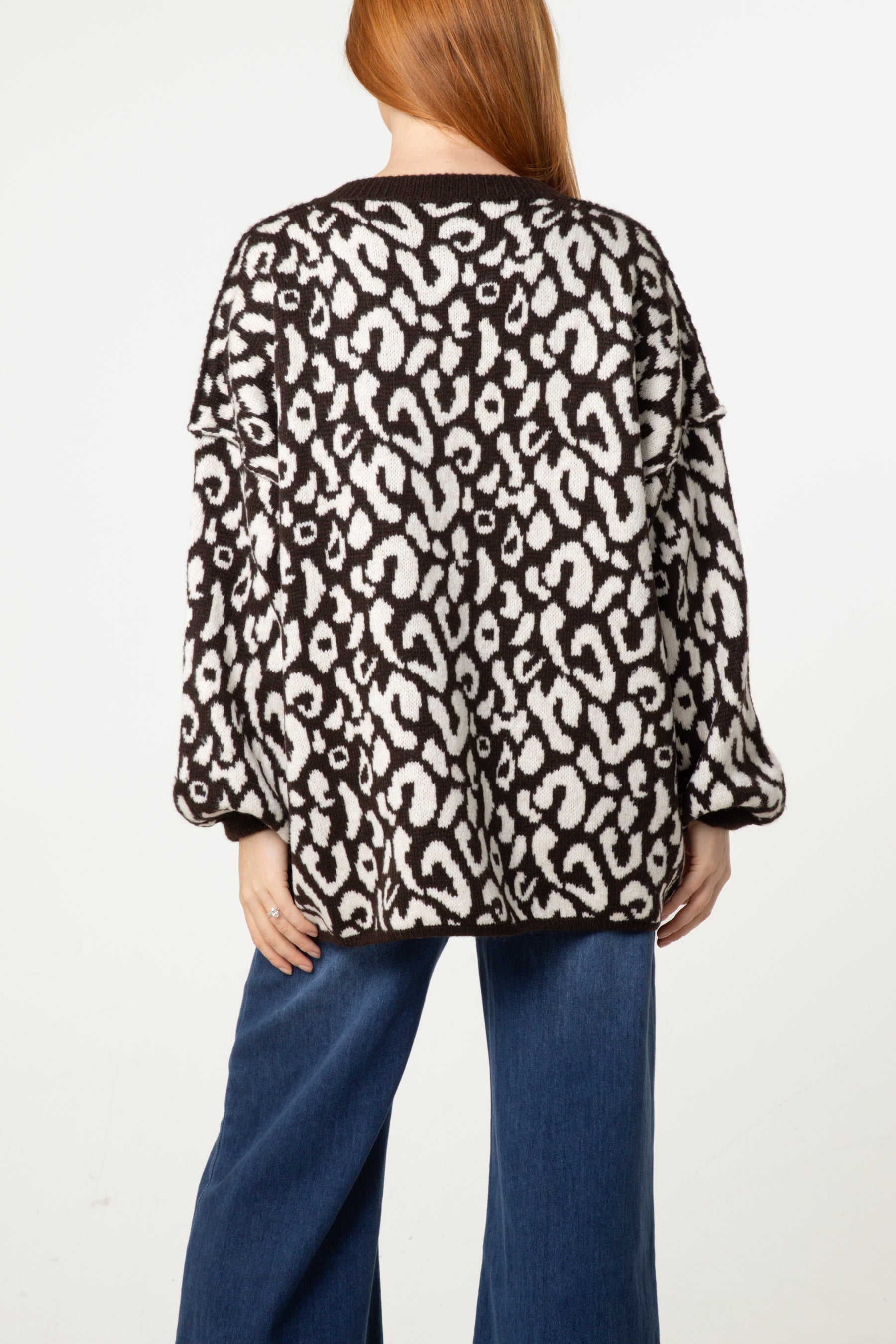 Oversized V-Neck Leopard Knit Jumper