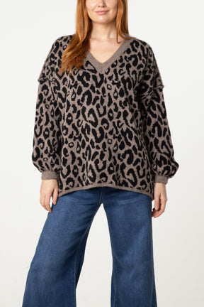 Oversized V-Neck Leopard Knit Jumper
