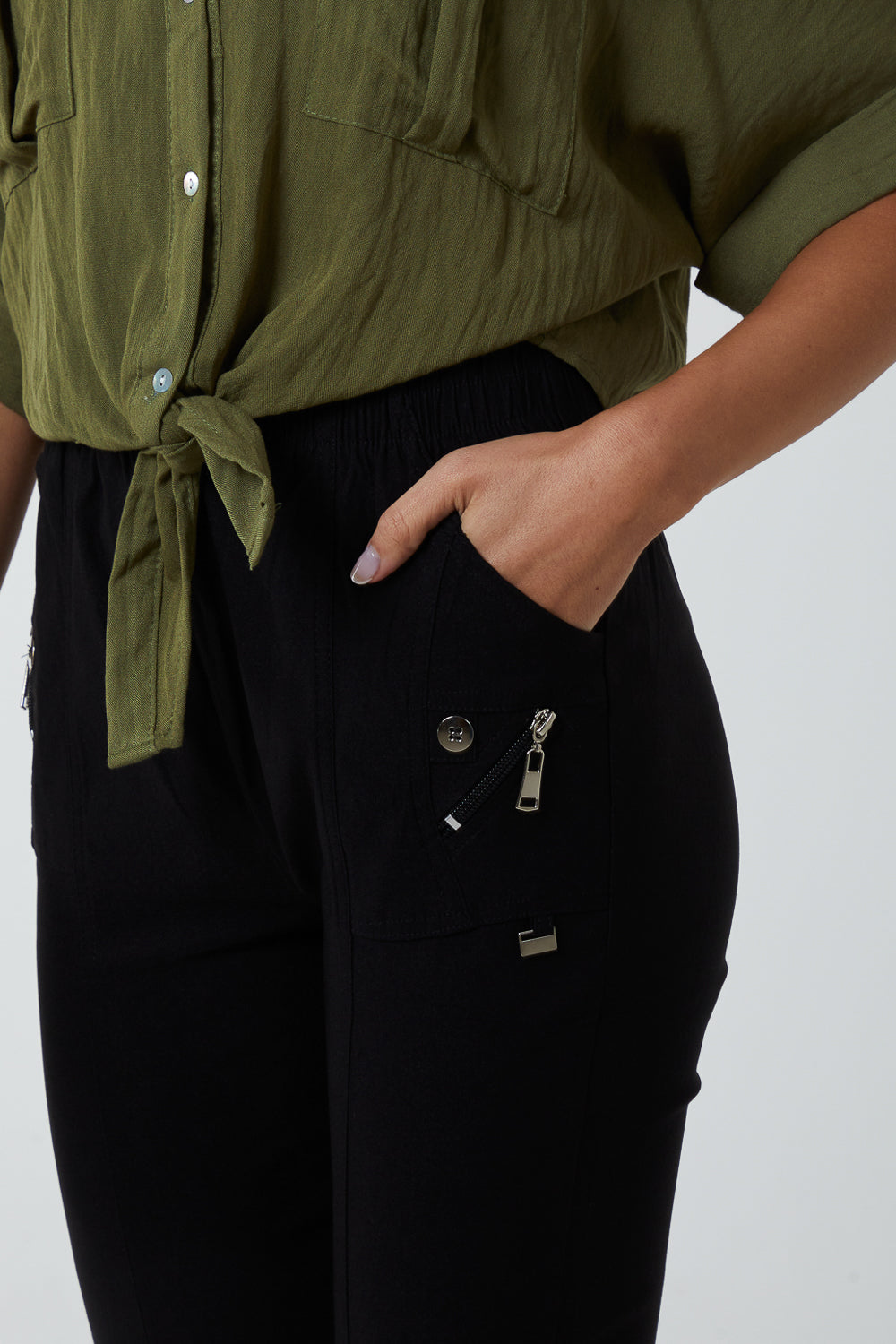Elasticated Waist Zip Detail Crop Trouser