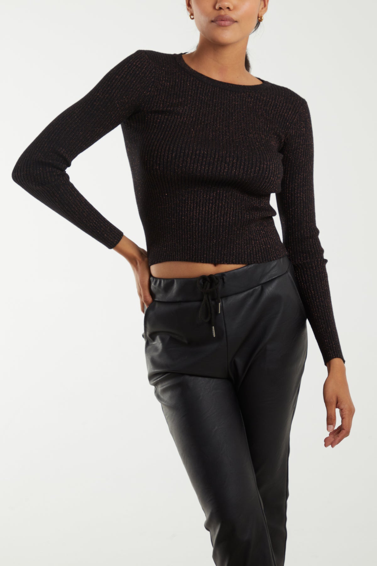 Cropped Round Neck Glitter Knitted Top