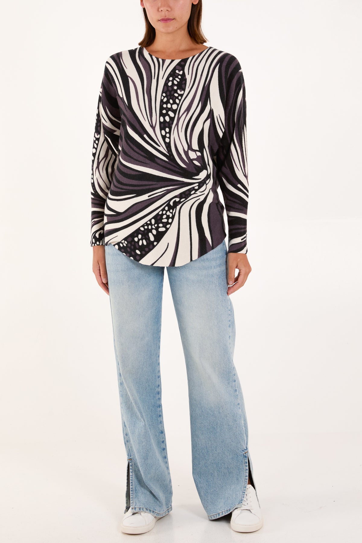 Abstract Fine Knit Batwing Jumper