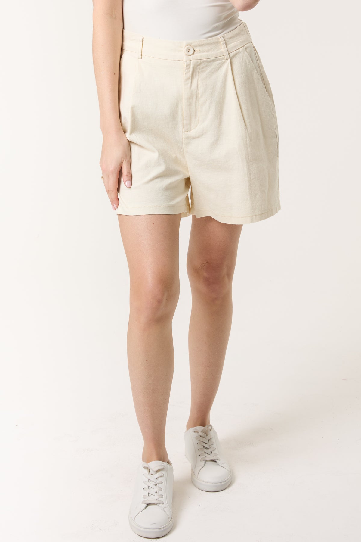 Button-Up Pleated Shorts