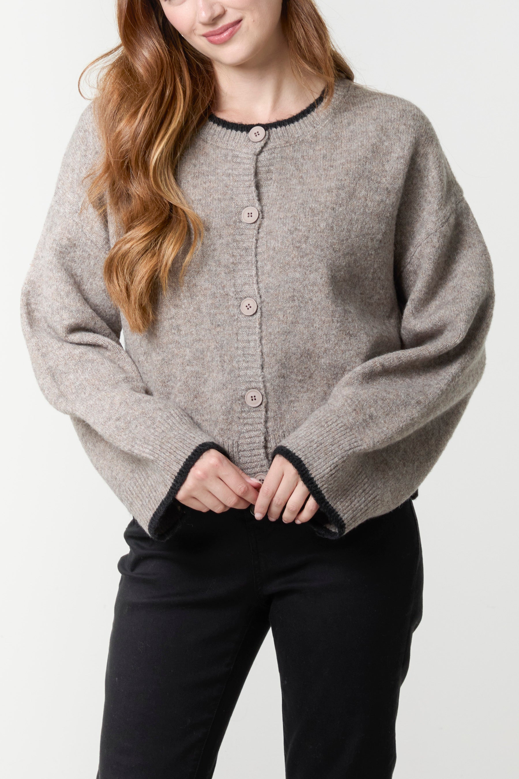 Two-Tone Contrast Edge Cardigan