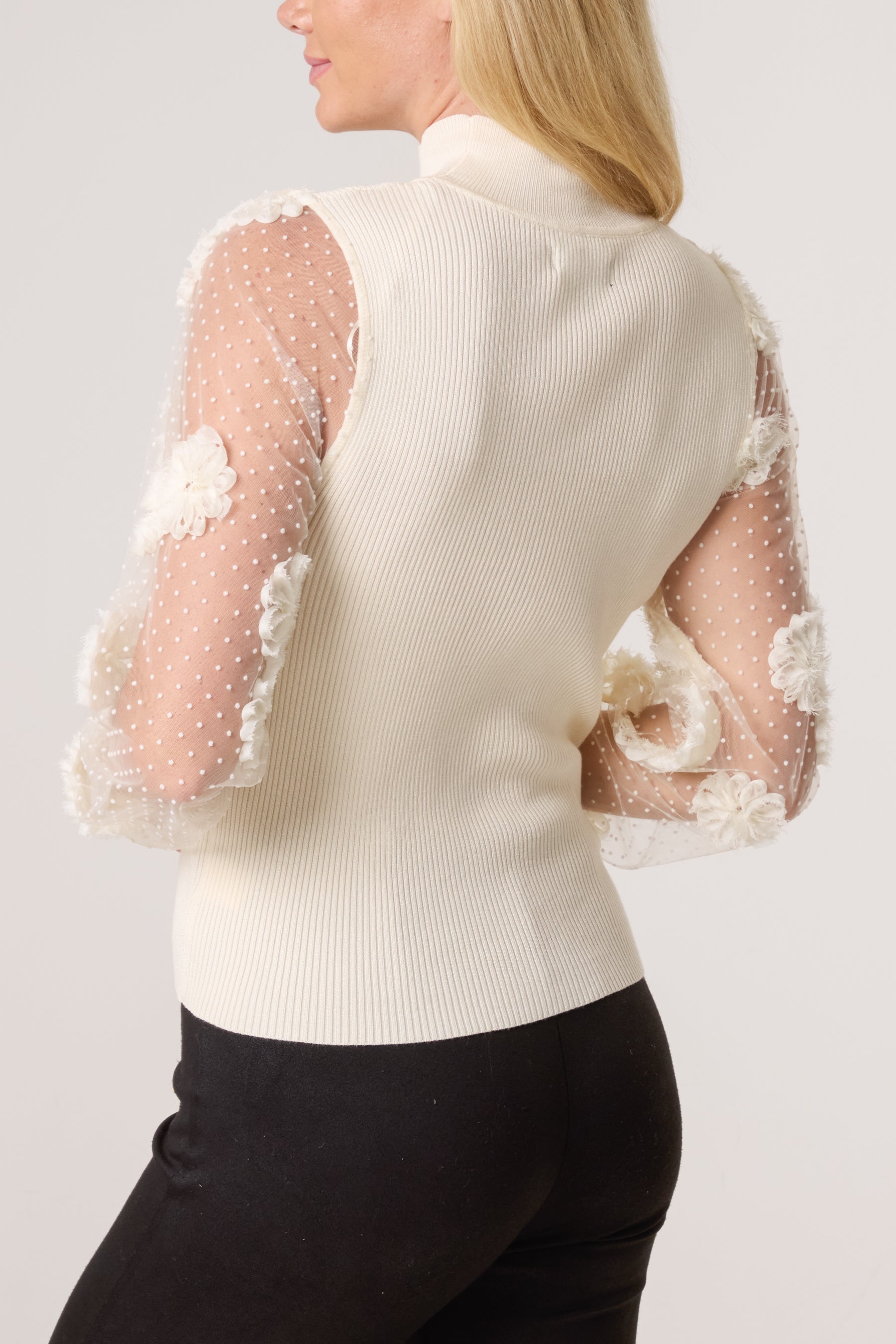 Mesh Flower Sleeve Turtle Neck Jumper
