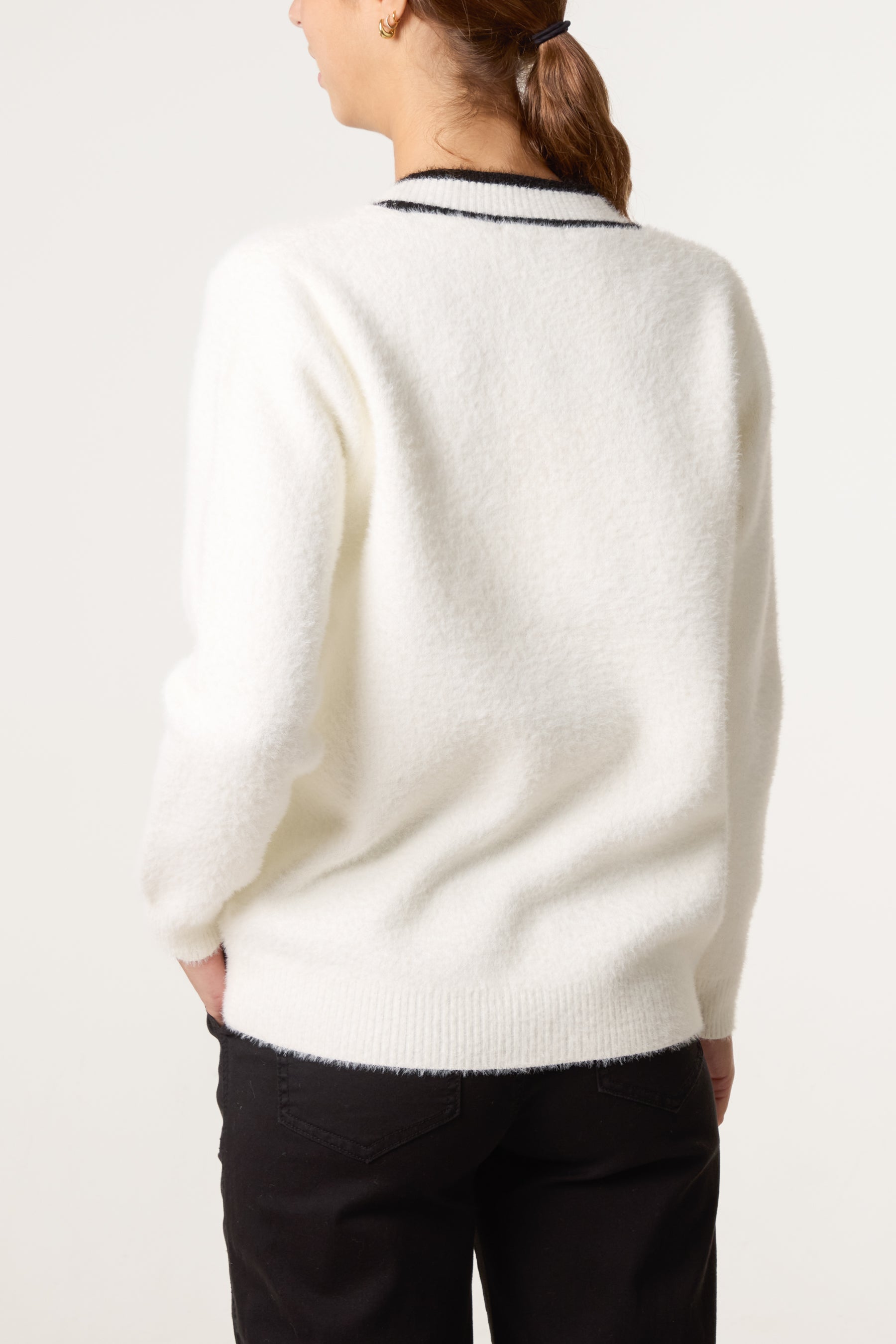 Contrast Hem Heart Button Knit Cardigan