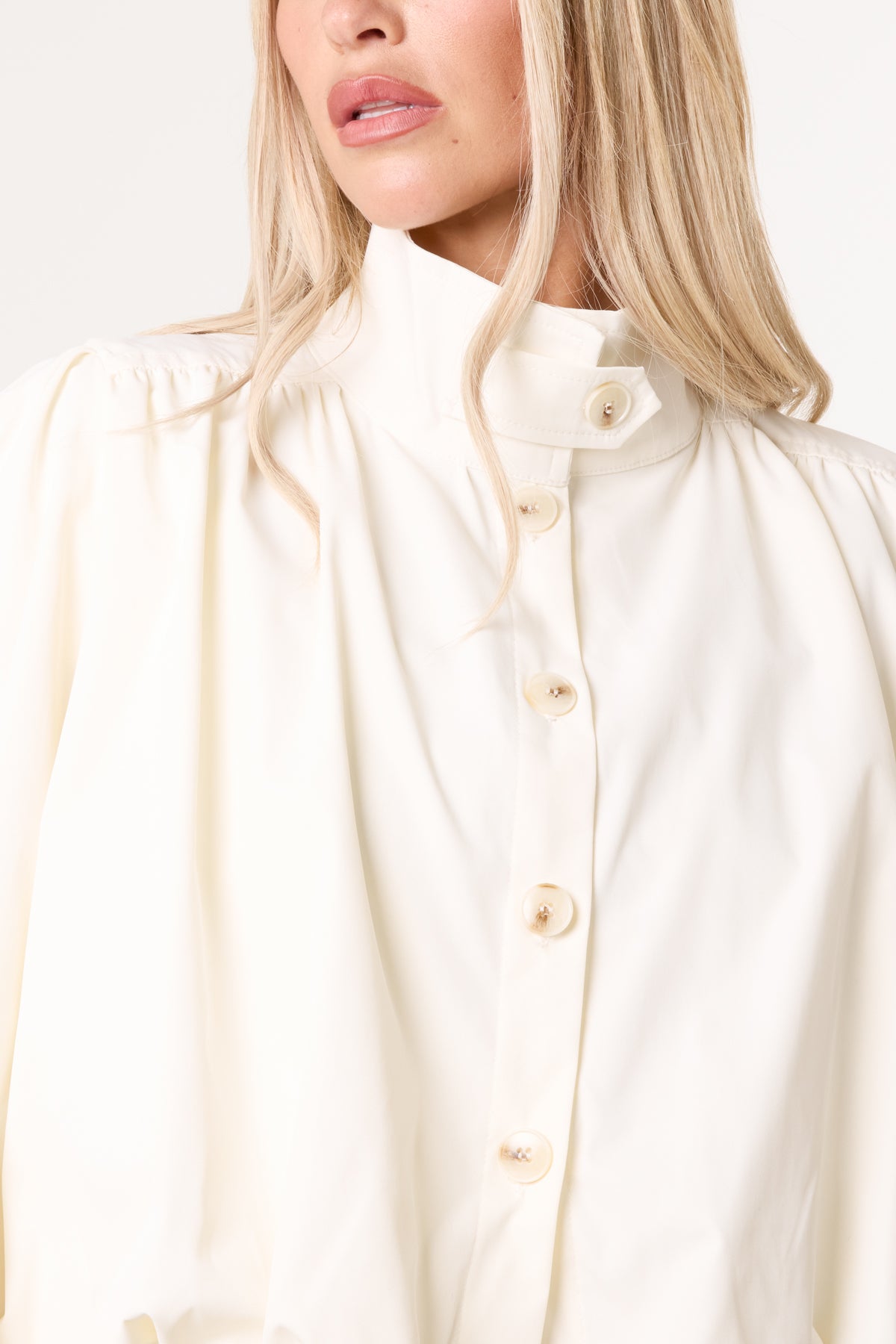 Cropped High Neck Button Down Bubble Jacket