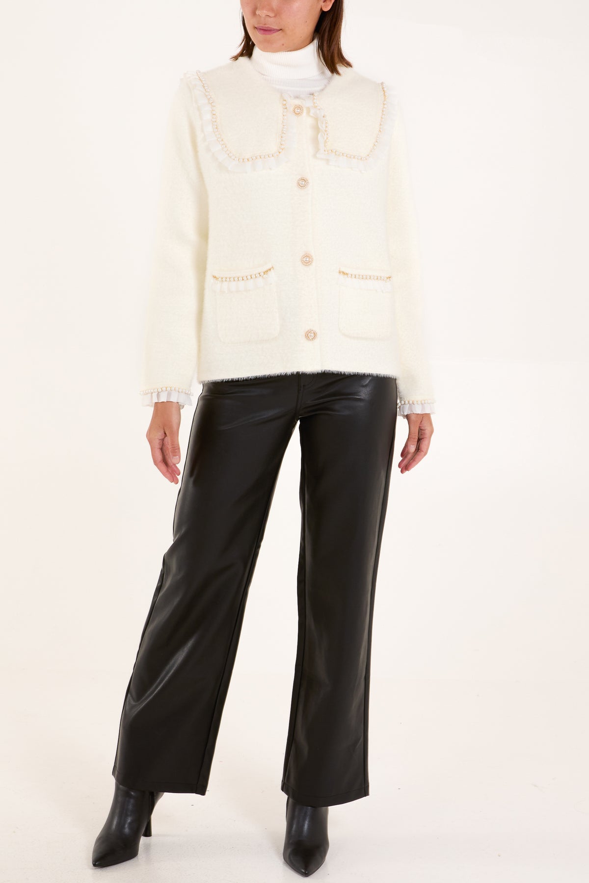 Pearl Edge Peter Pan Collar Jacket