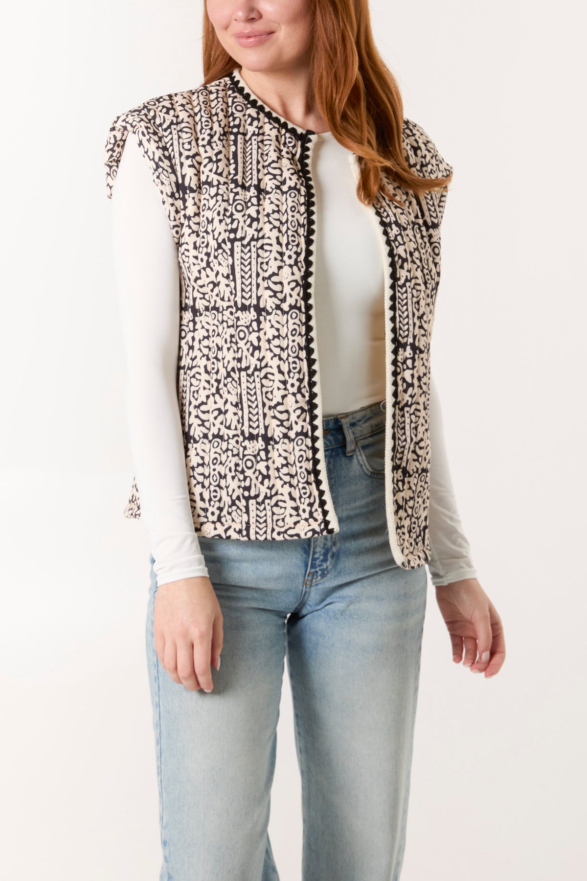 Sleeveless Printed Quilted Jacket