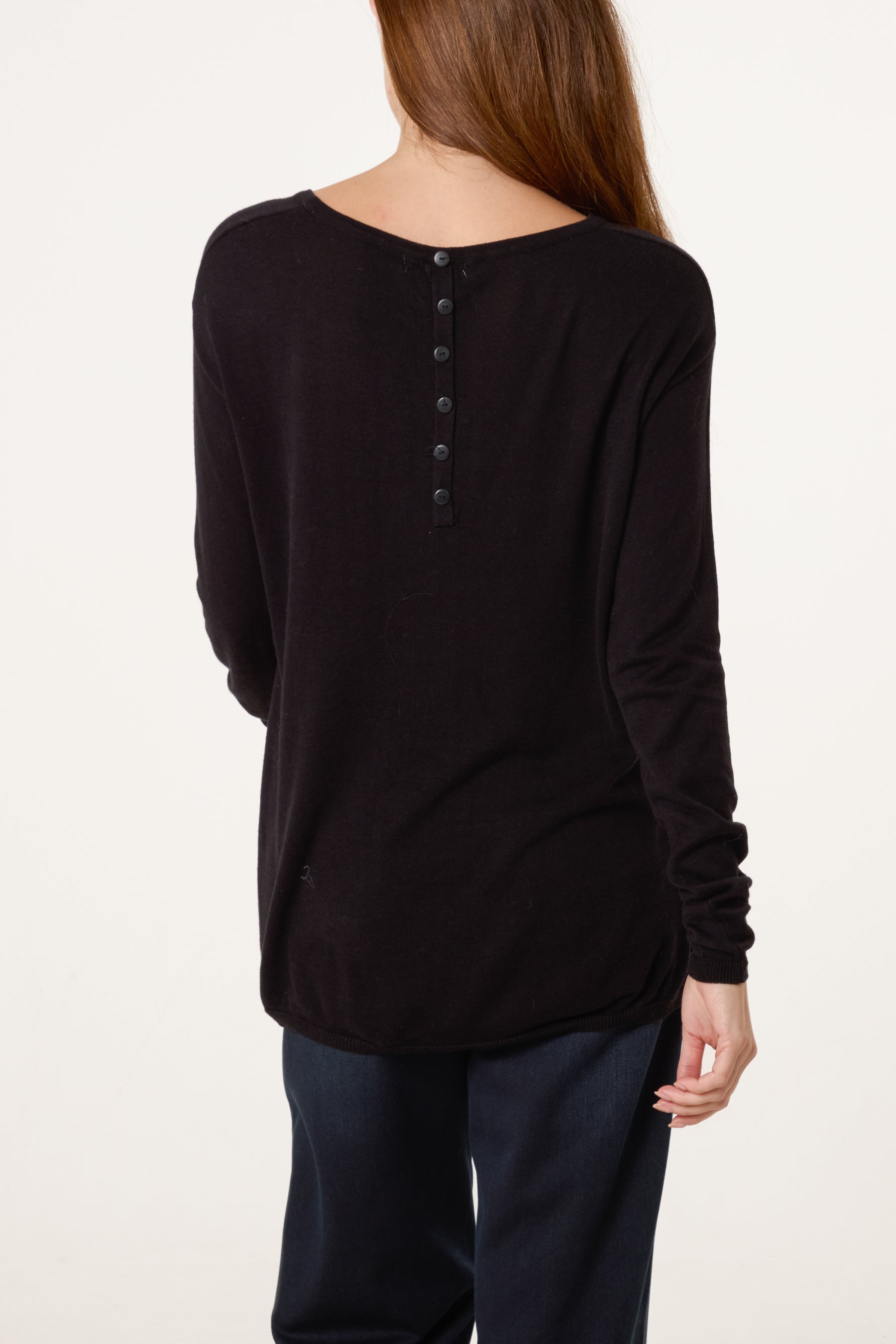 Line Front Round Neck Jumper