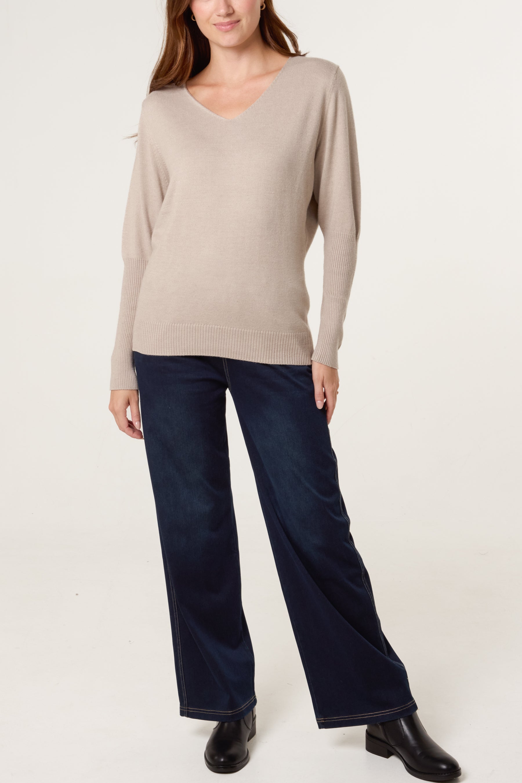 Ribbed Edge V-Neck Jumper