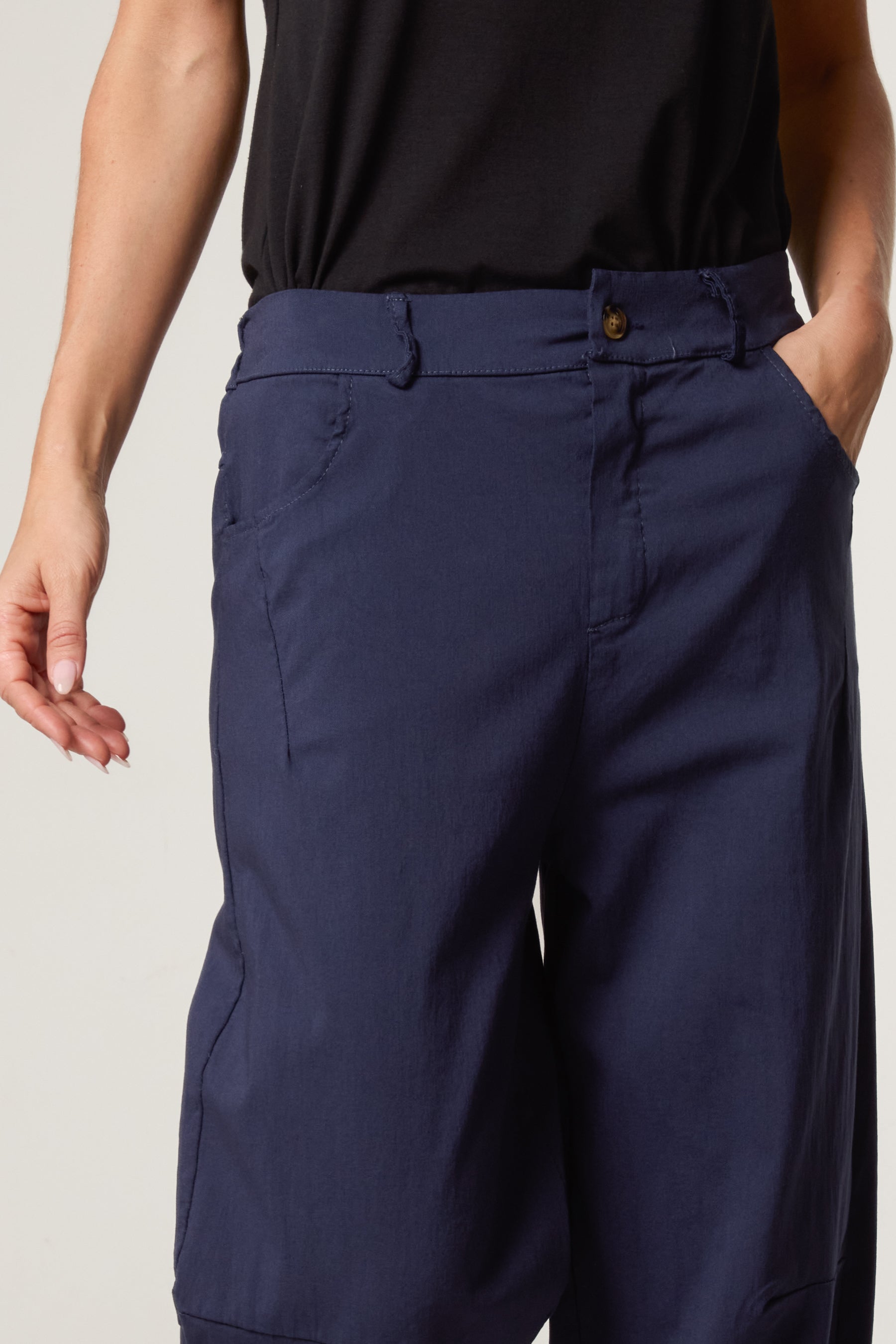Barrel Leg Button Up Trousers