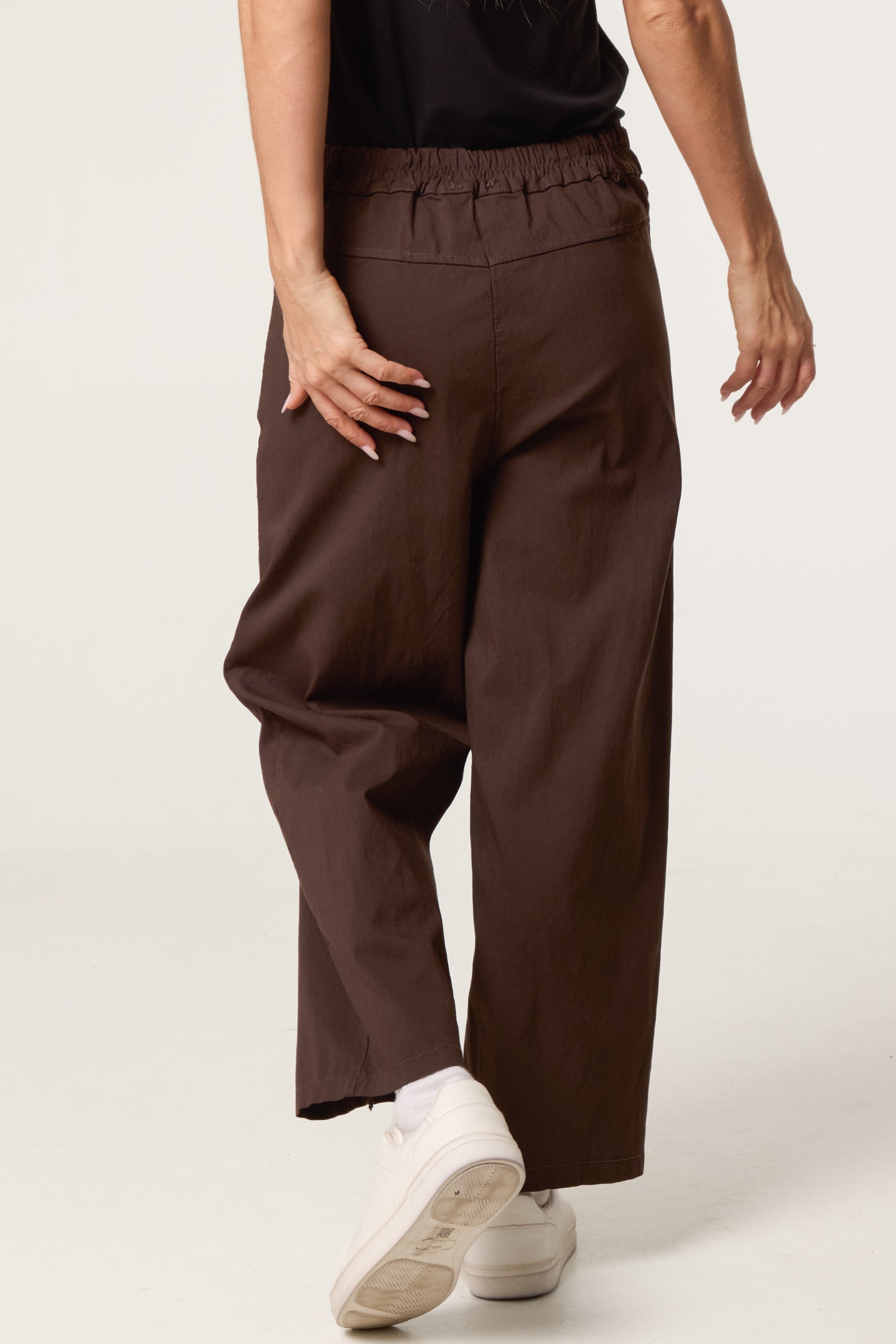 Barrel Leg Button Up Trousers