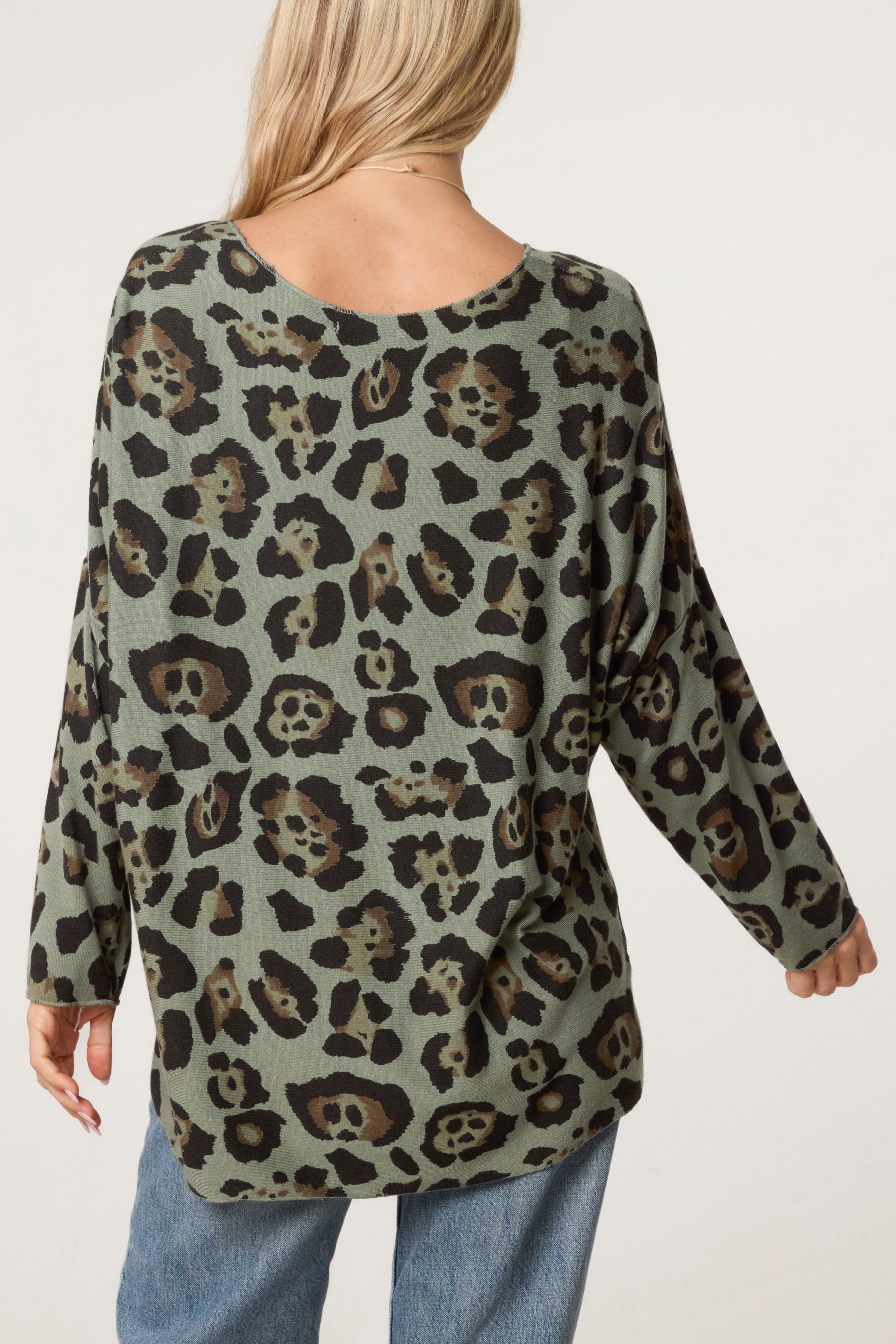 Leopard Round Neck Necklace Top